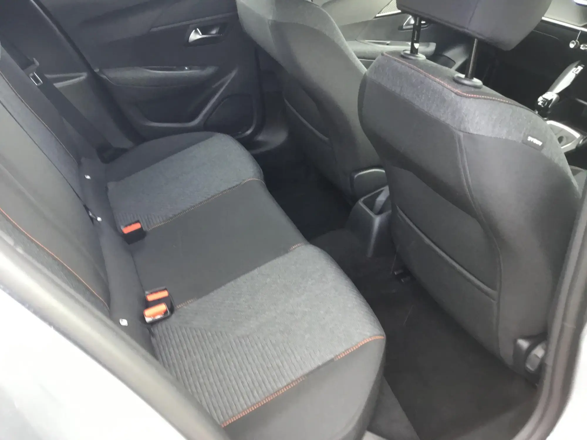 Peugeot 208 Image 20