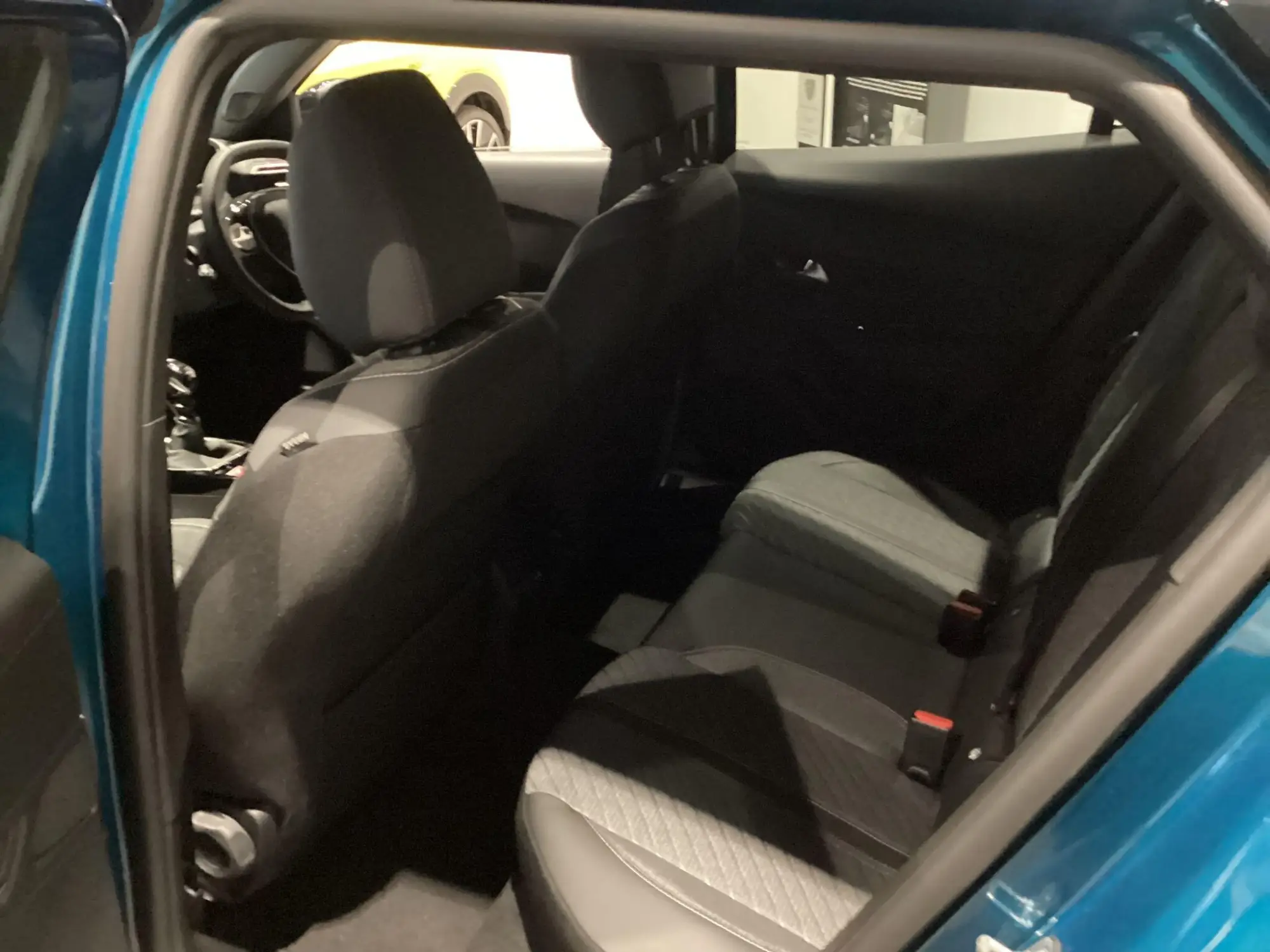 Peugeot 2008 Image 16 Peugeot 2008 Image 16