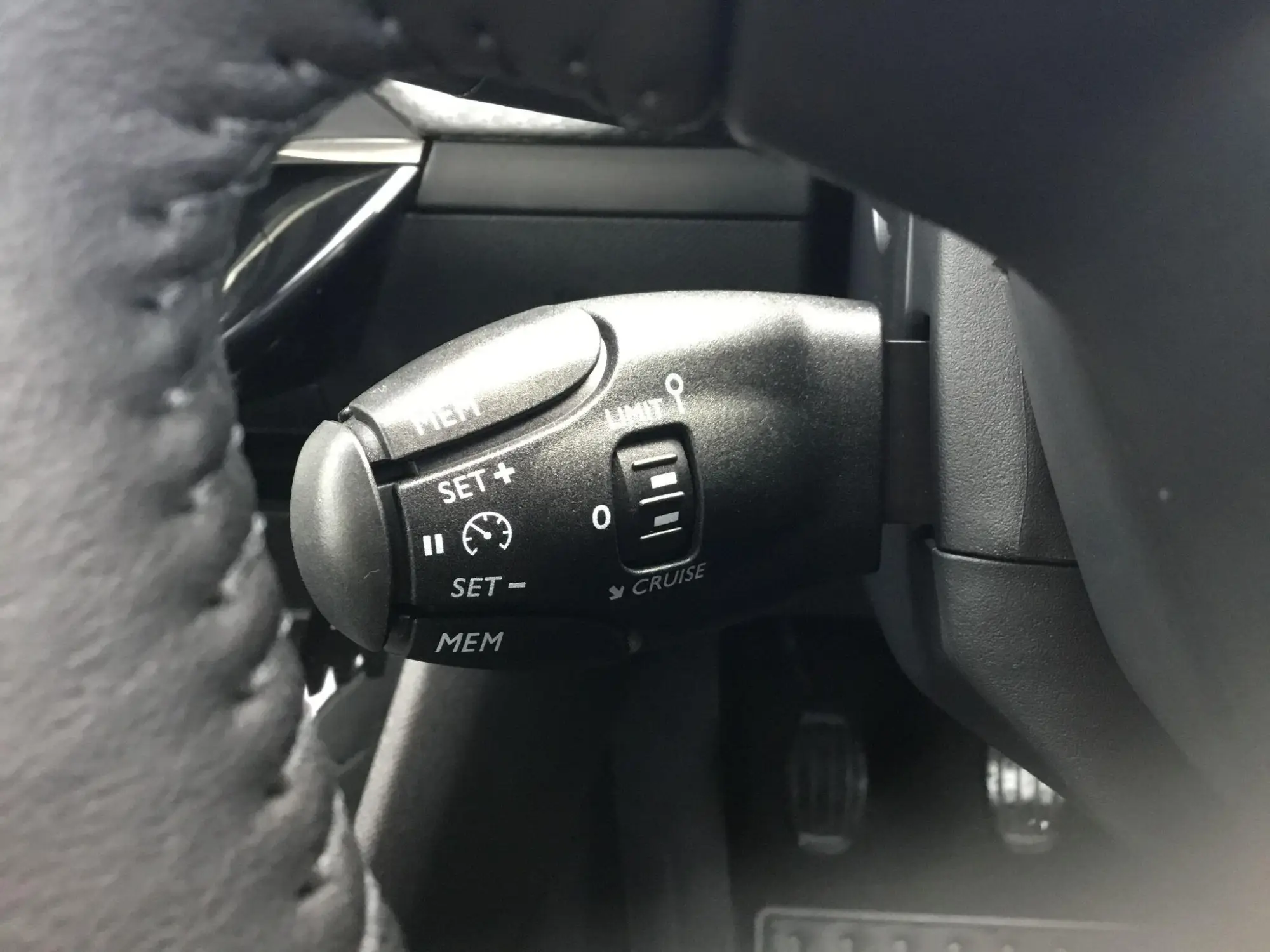 Peugeot 208 Image 27