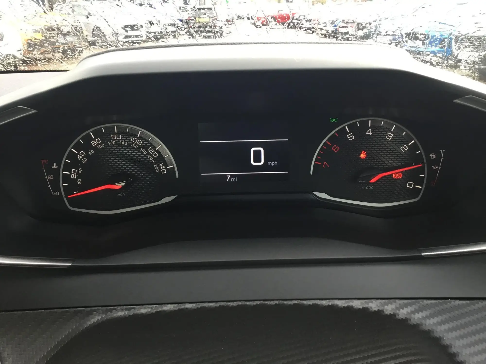 Peugeot 208 Image 30