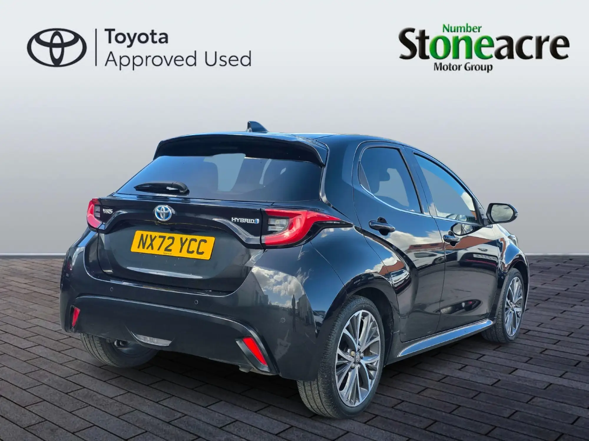 Toyota Yaris Image 2