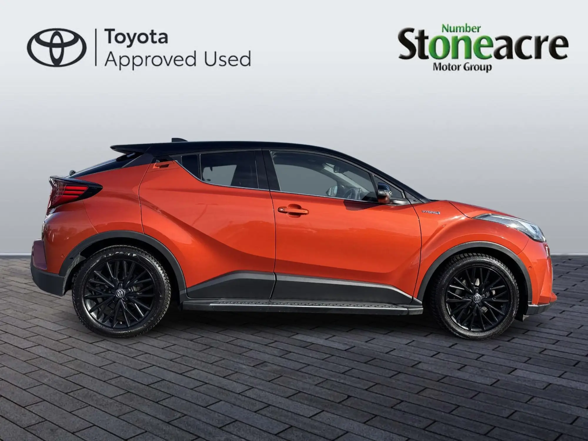 Toyota C-HR Self-Charging Hybrid 2.0 Hybrid Orange Edition 5dr CVT NU70YHA Image 2