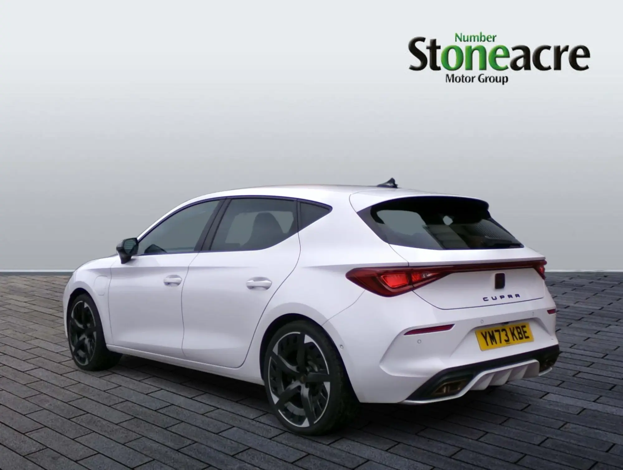 CUPRA Leon 1.4 eHybrid VZ3 5dr DSG YM73KBE Image 2