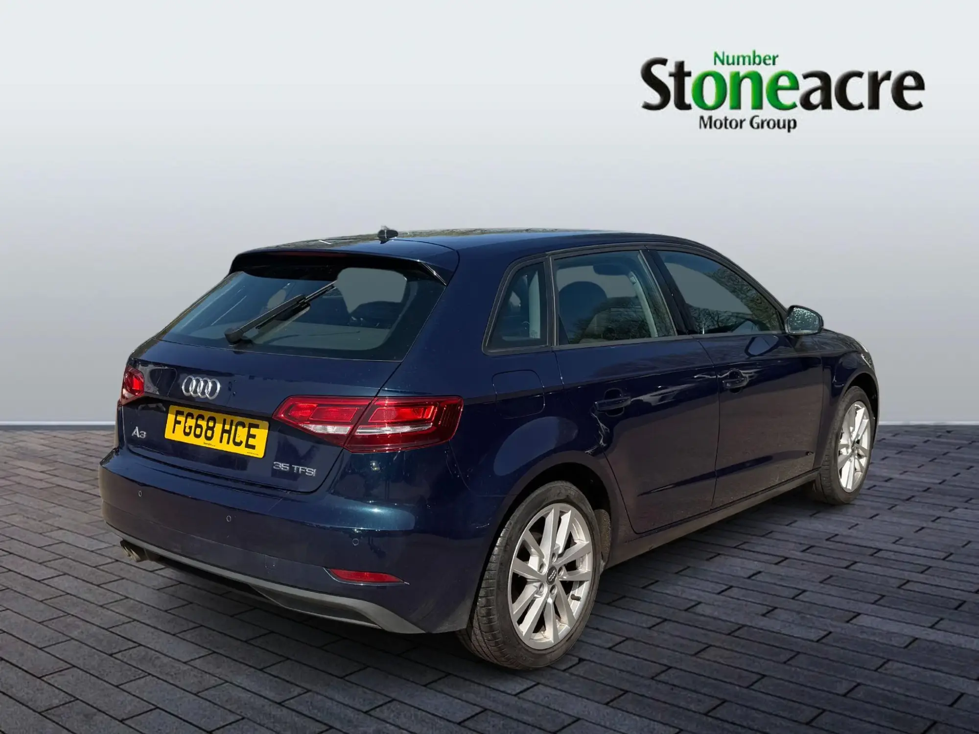 Audi A3 1.5 TFSI CoD 35 SE Technik Sportback Euro 6 (s/s) 5dr FG68HCE Image 3