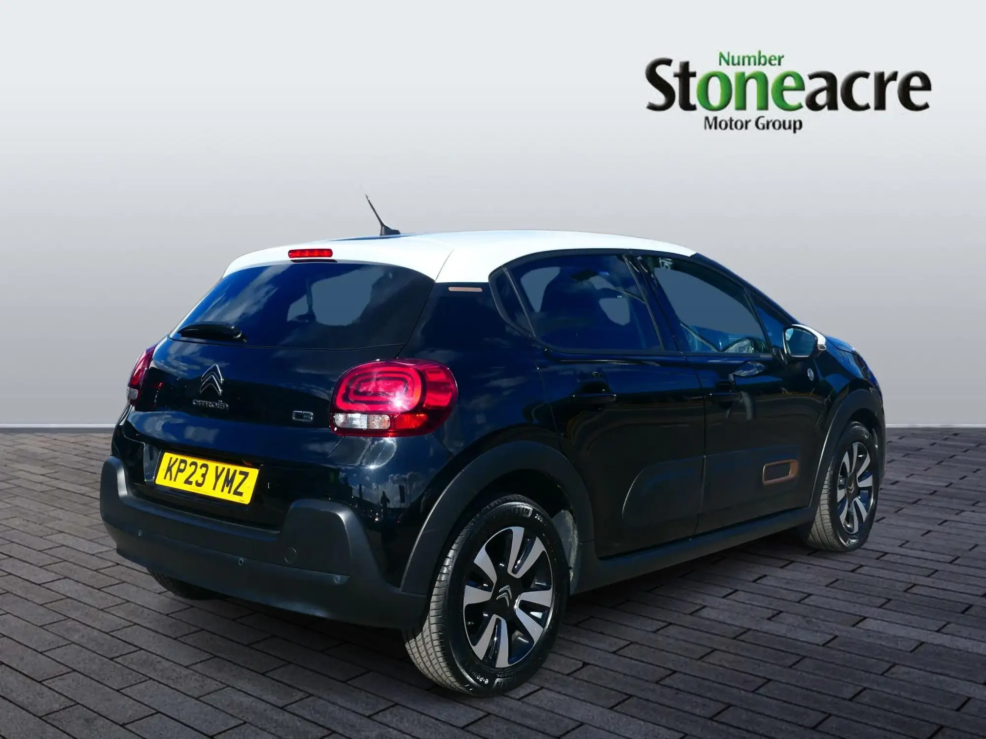Citroen C3 1.2 PureTech C-Series Edition Euro 6 (s/s) 5dr KP23YMZ Image 2