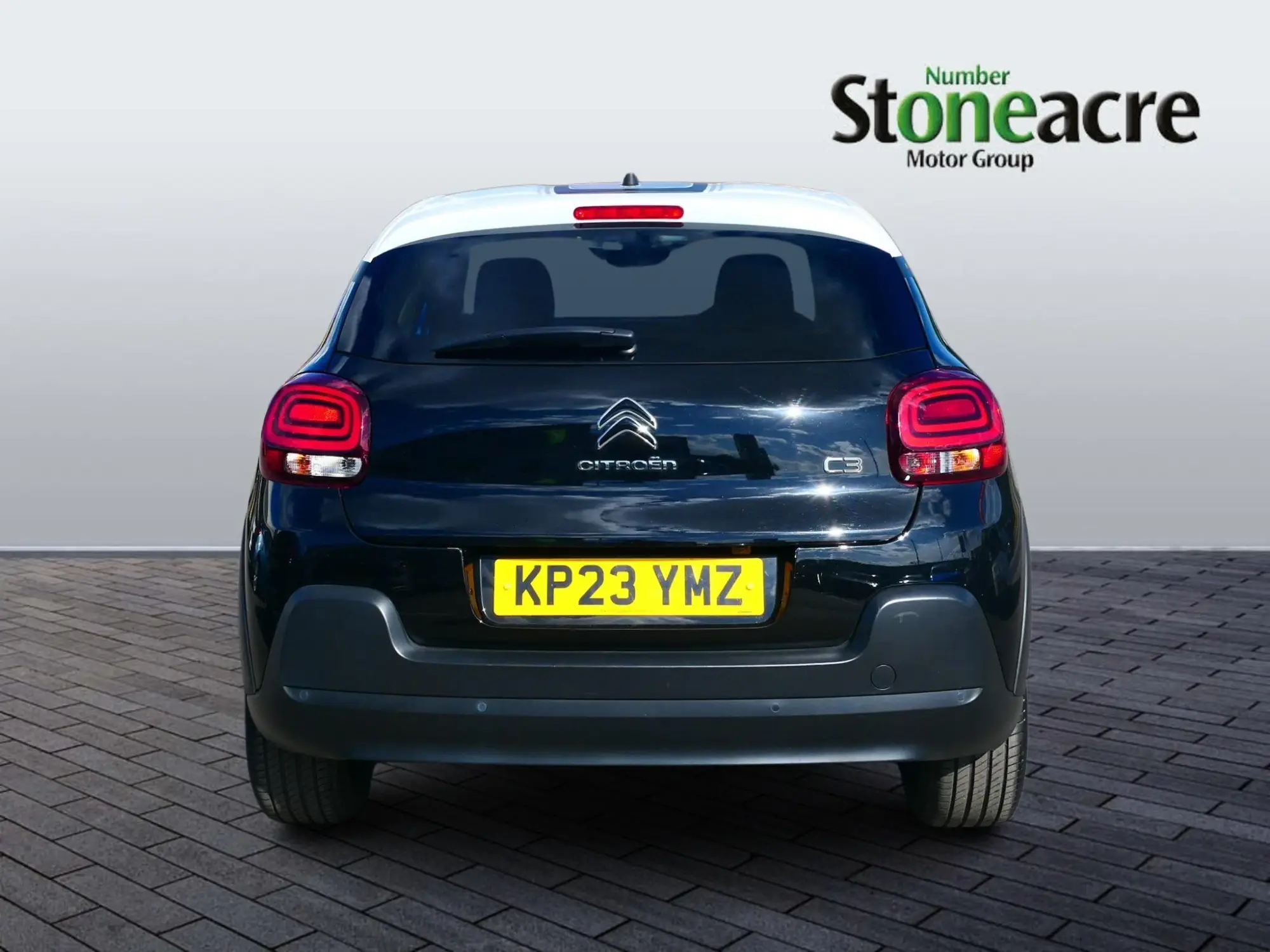 Citroen C3 1.2 PureTech C-Series Edition Euro 6 (s/s) 5dr KP23YMZ Image 3