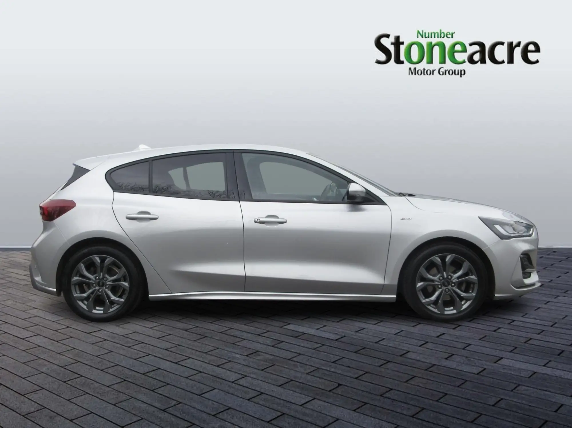Ford Focus Image 2