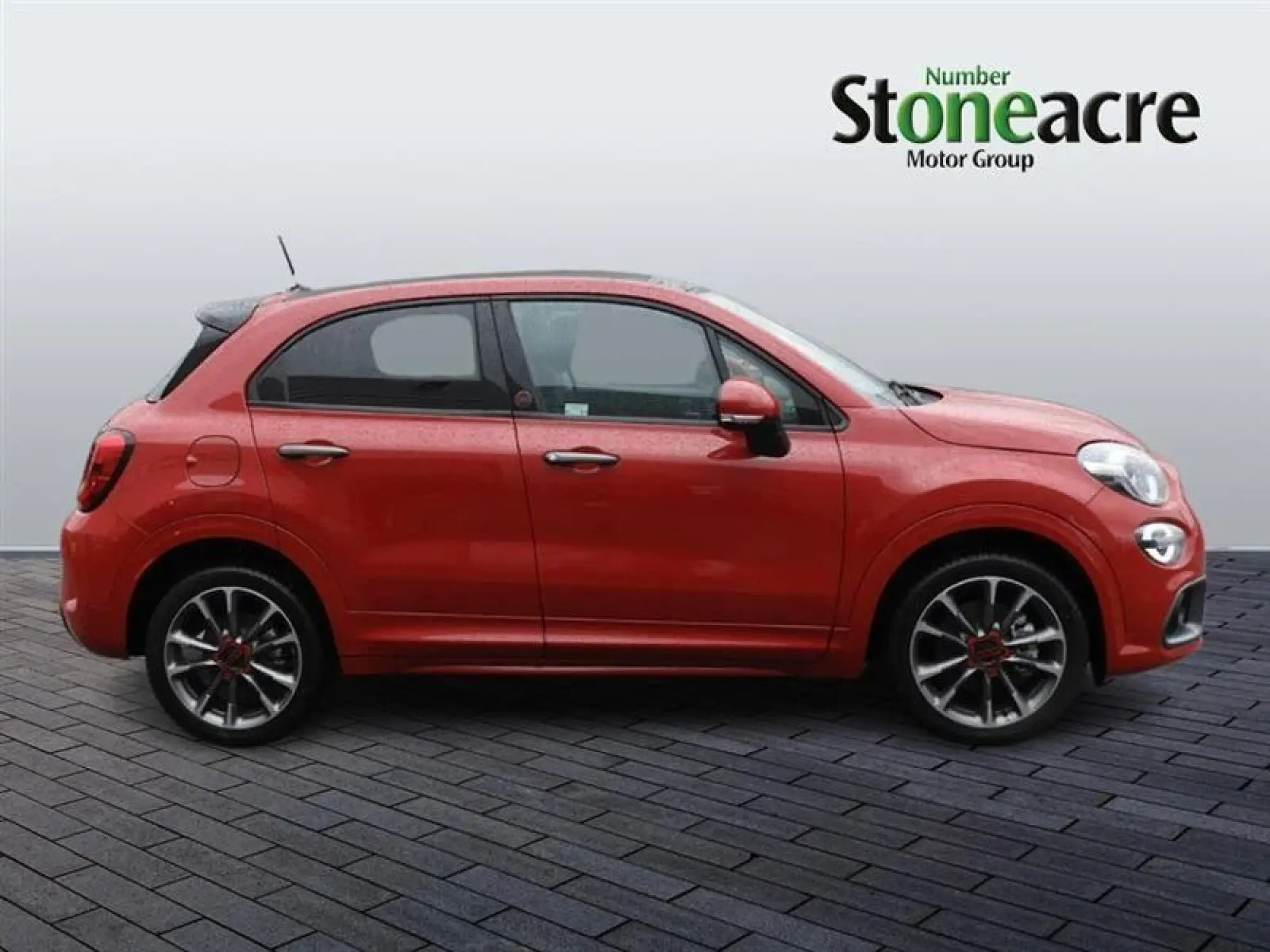 Fiat 500X Dolcevita 1.5 FireFly Turbo MHEV RED DCT Euro 6 (s/s) 5dr BG74GWK Image 2