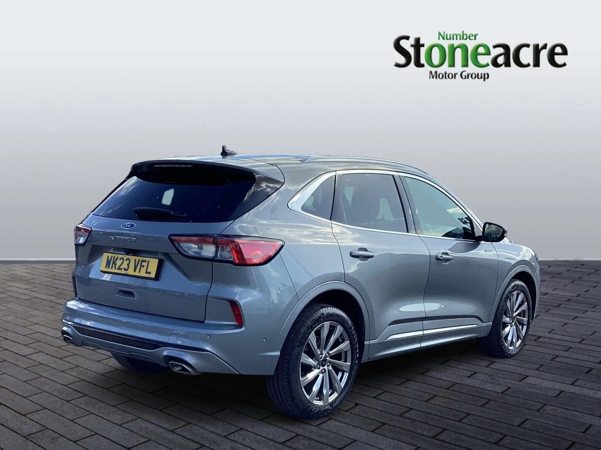 Ford Kuga Hybrid 2.5h Duratec Vignale CVT Euro 6 (s/s) 5dr WK23VFL Image 3