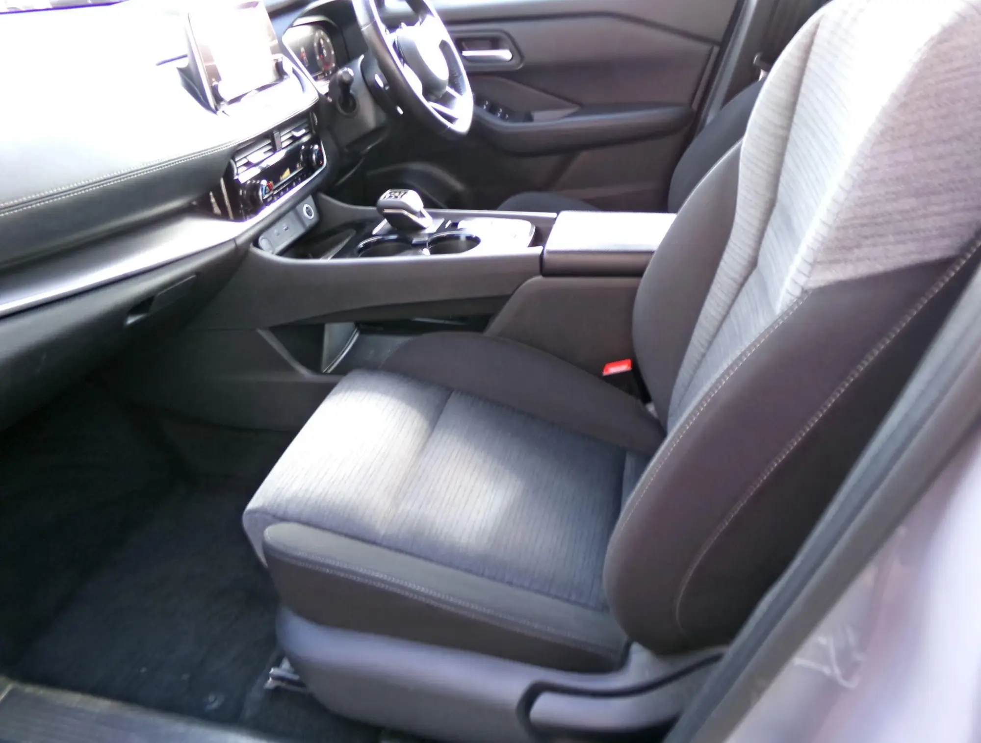 Nissan X-Trail Image 12