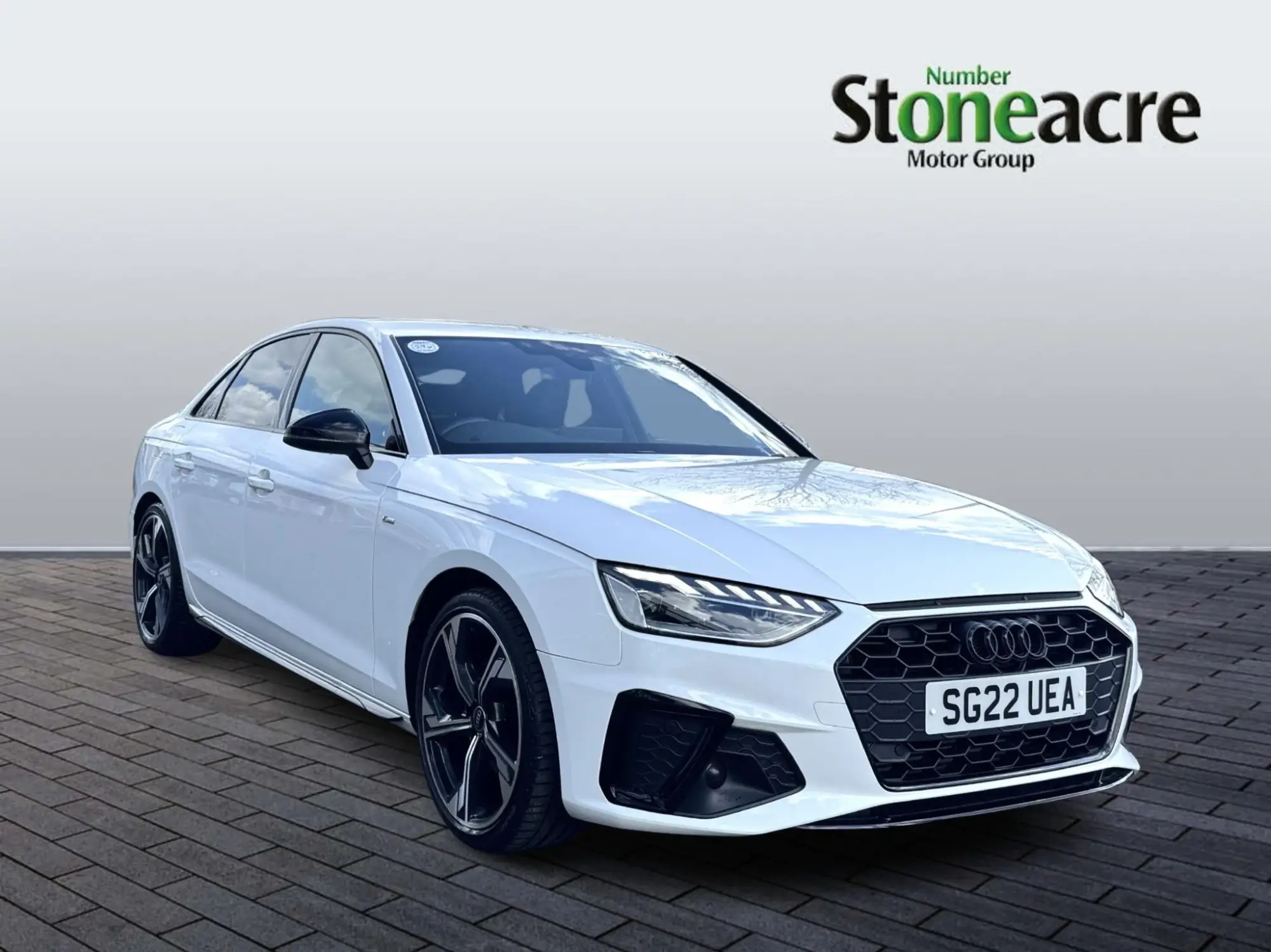 Audi A4 Saloon 2.0 TFSI 35 Black Edition S Tronic Euro 6 (s/s) 4dr SG22UEA Image 1