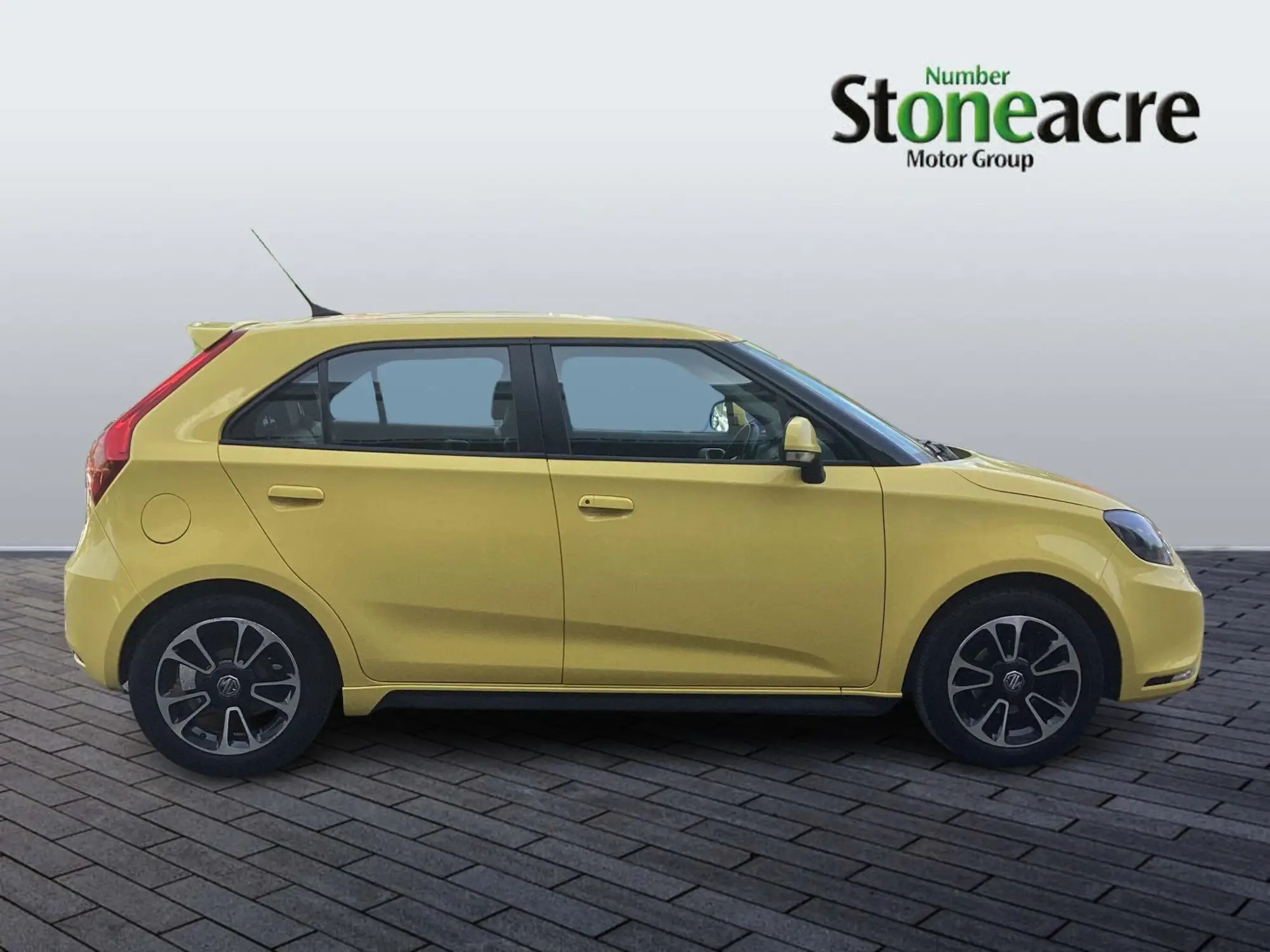 MG 3 1.5 VTi-TECH 3Style+ Euro 6 (s/s) 5dr NL67SZR Image 2