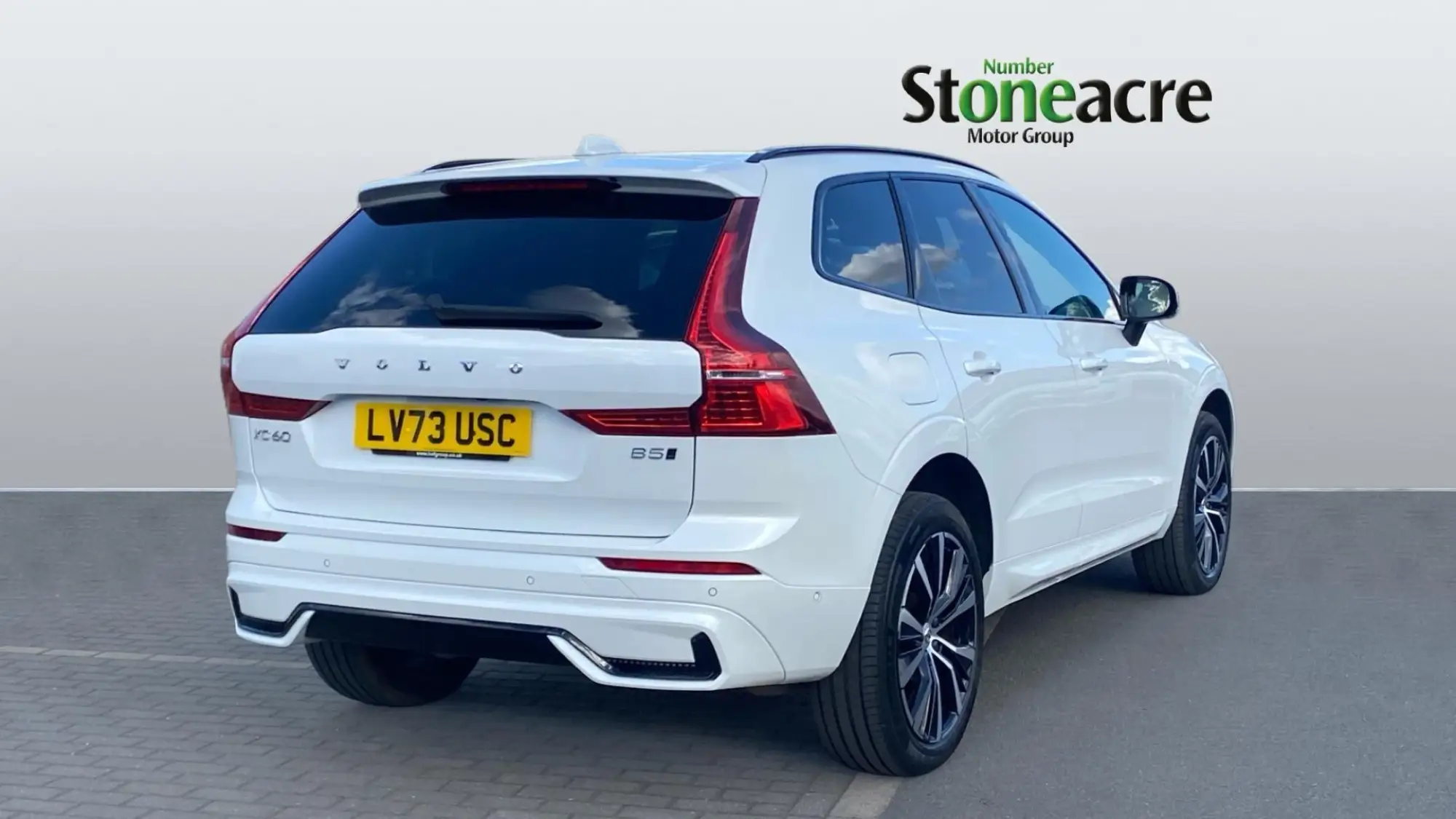 Volvo XC60 Image 8