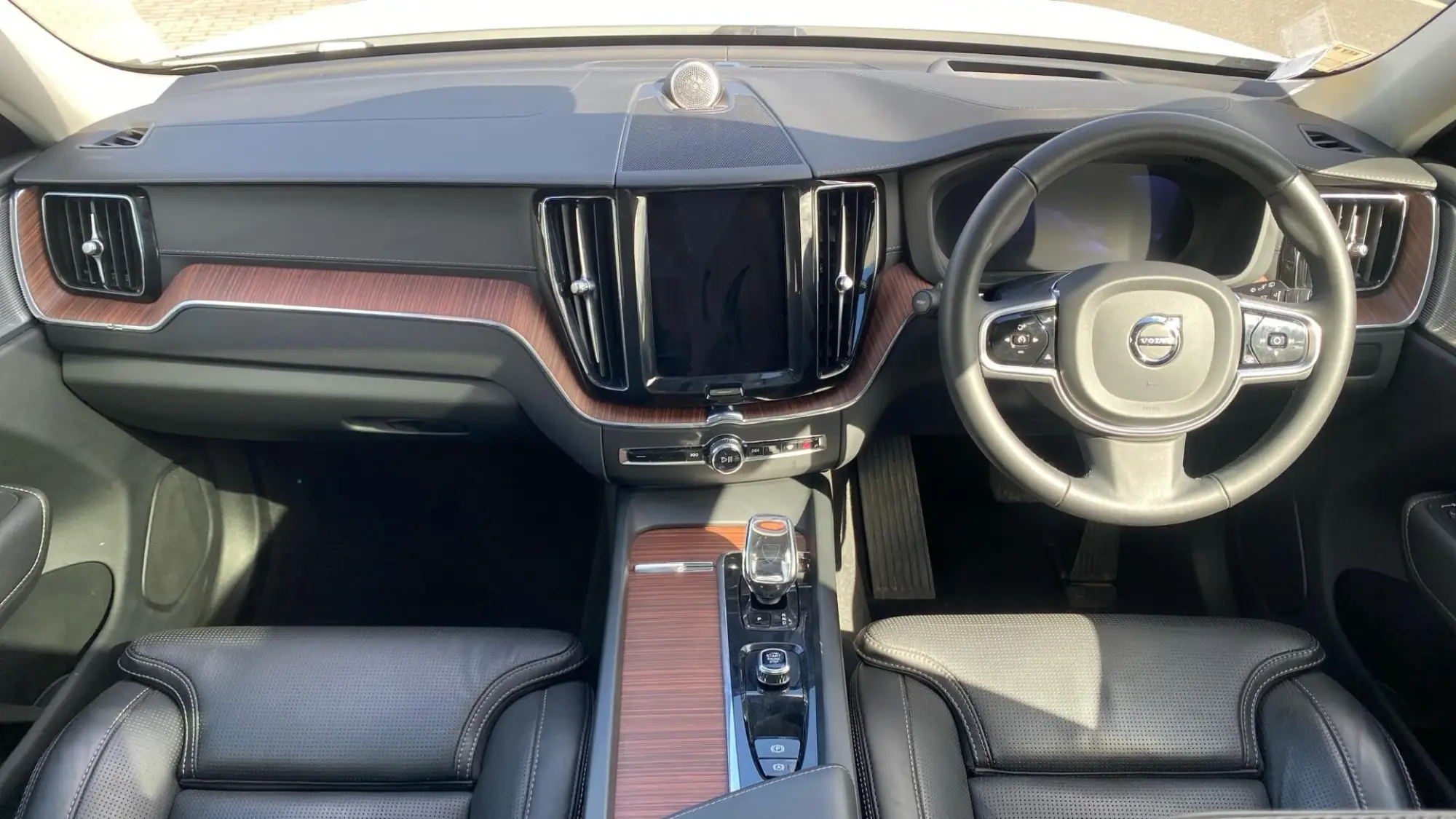 Volvo XC60 Image 10