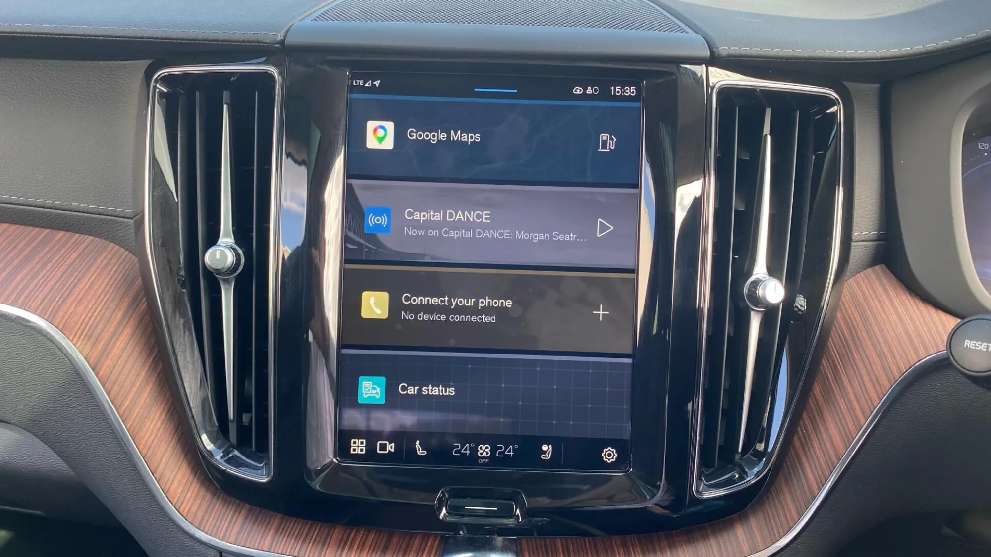 Volvo XC60 Image 28