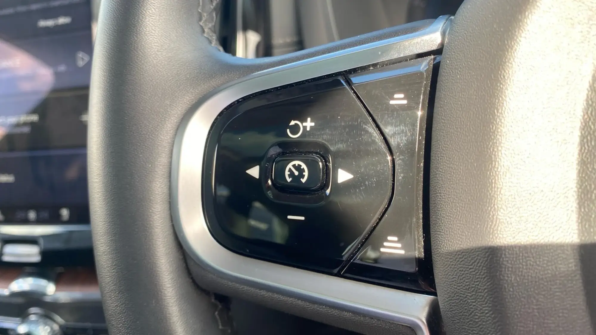 Volvo XC60 Image 17