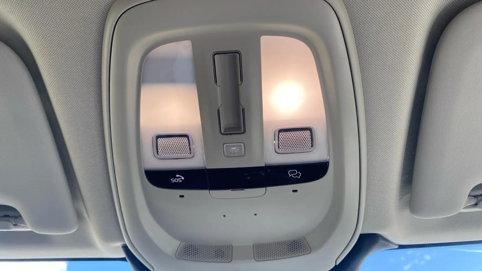 Volvo XC60 Image 21