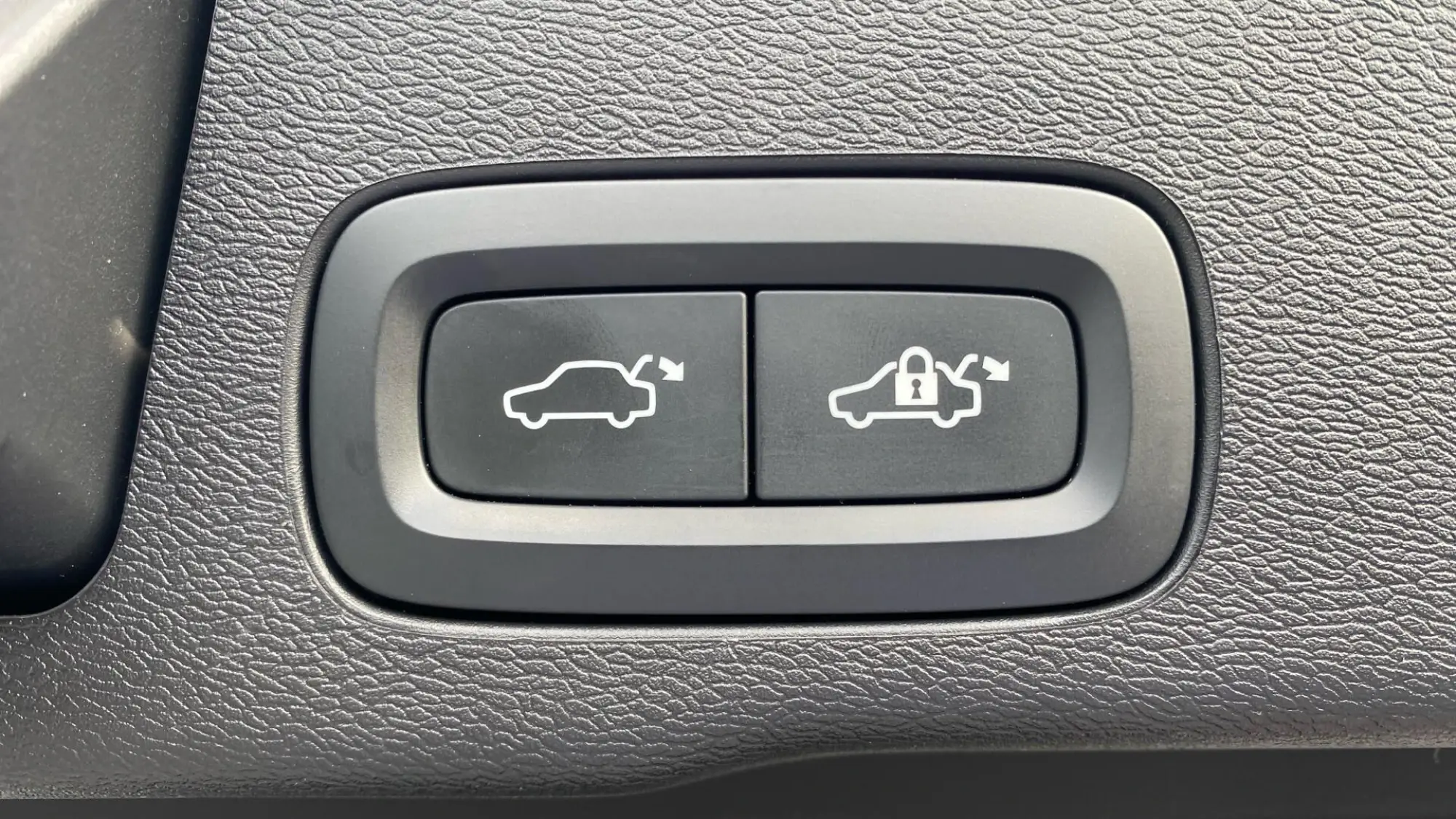 Volvo XC60 Image 23