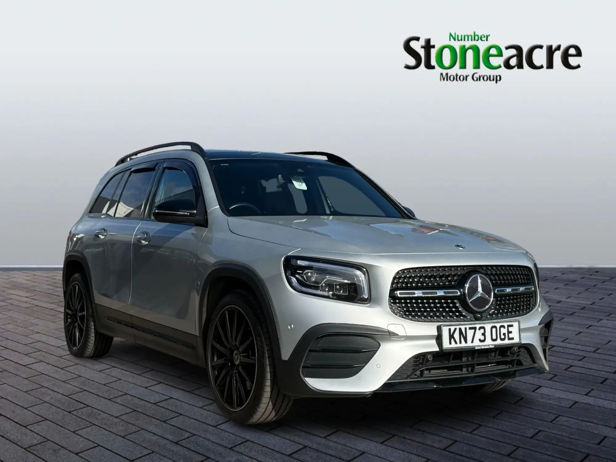 Mercedes-Benz GLB 2.0 GLB220d AMG Line Night Edition (Premium Plus) 8G-DCT 4MATIC Euro 6 (s/s) 5dr KN73OGE Image 1