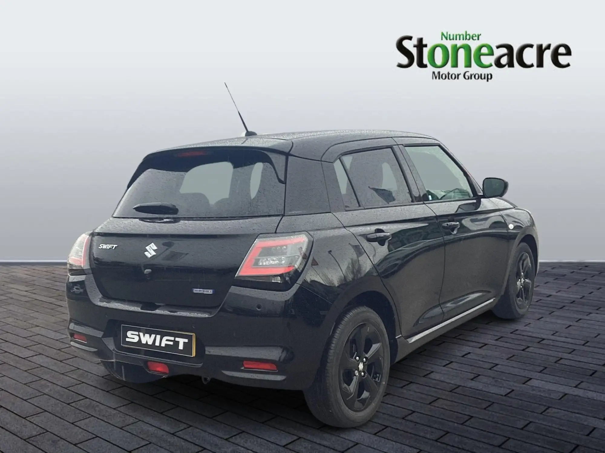 Suzuki Swift Image 21