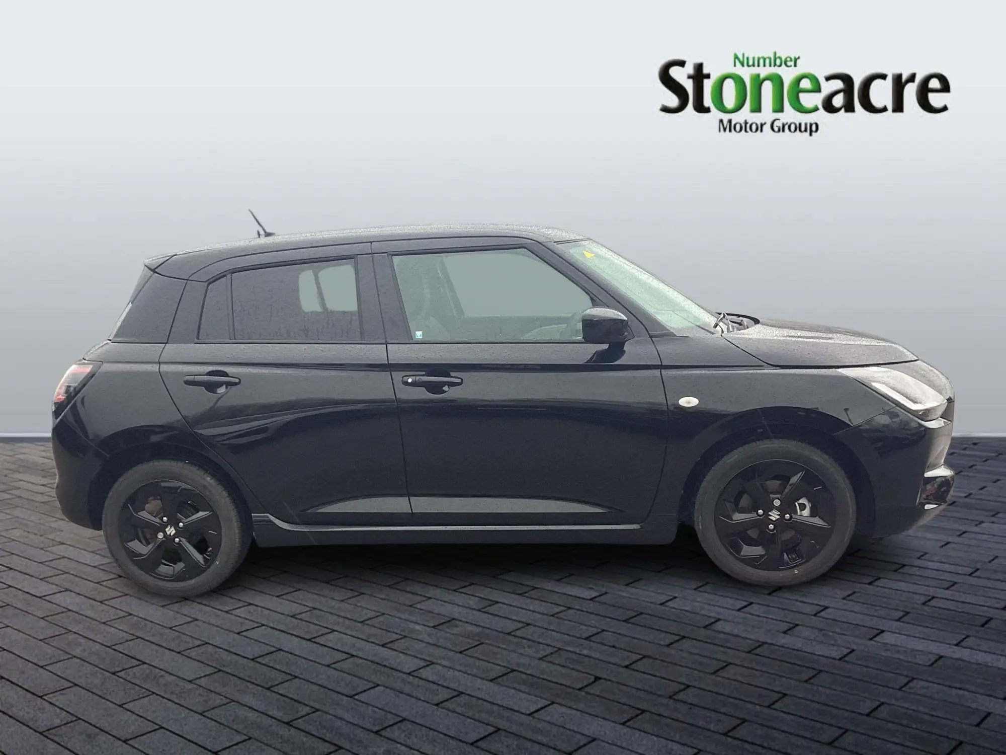 Suzuki Swift Image 22