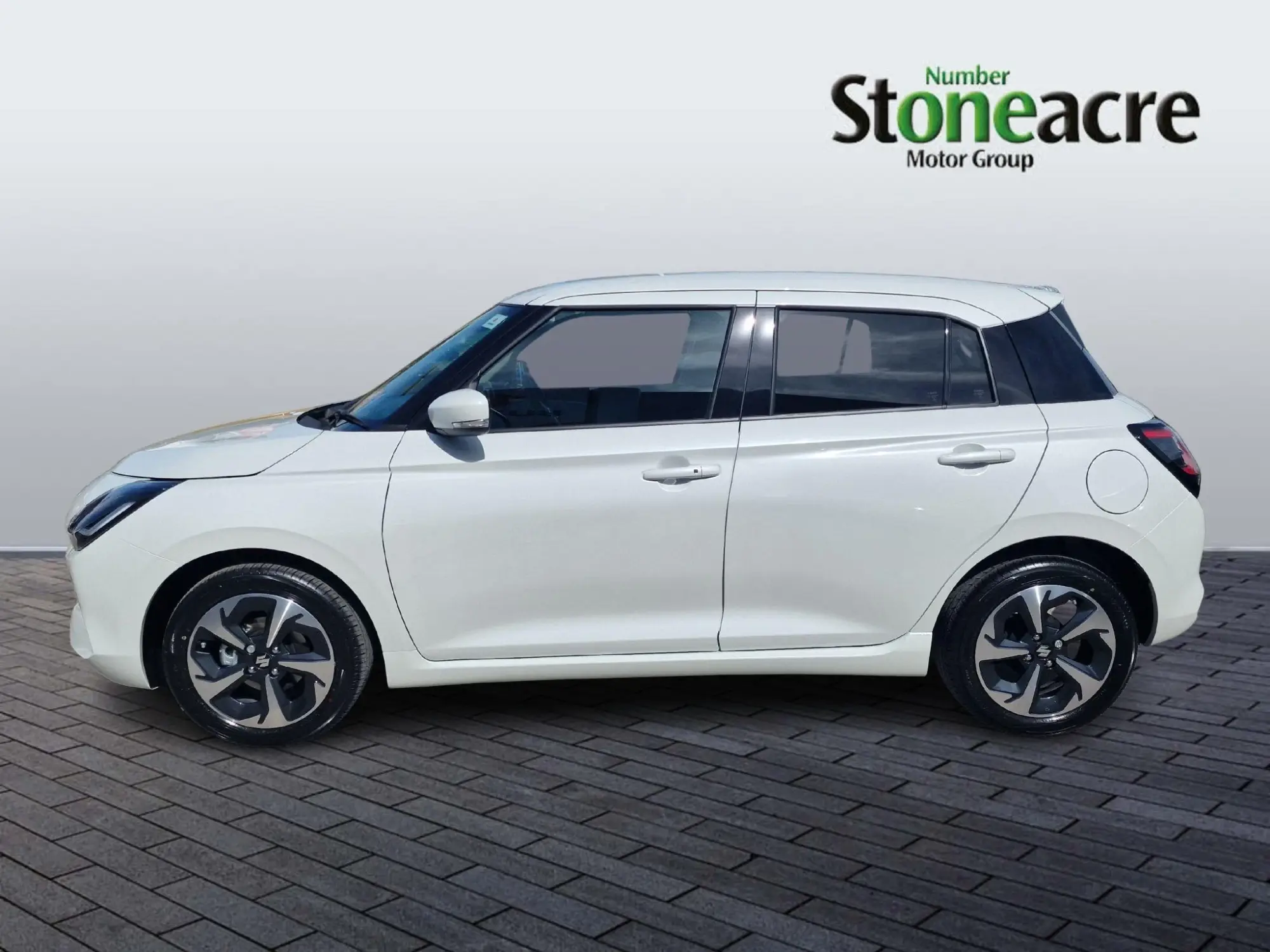Suzuki Swift Image 12