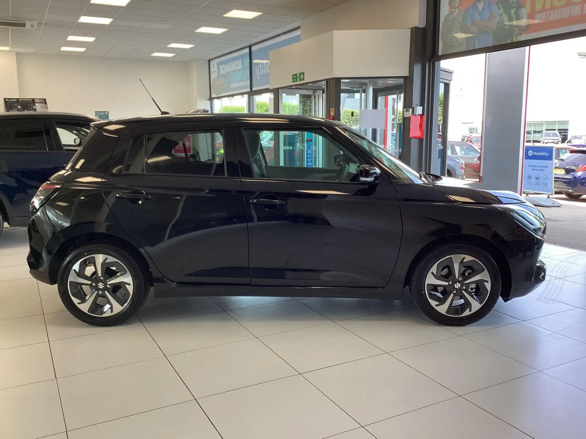 Suzuki Swift Image 21
