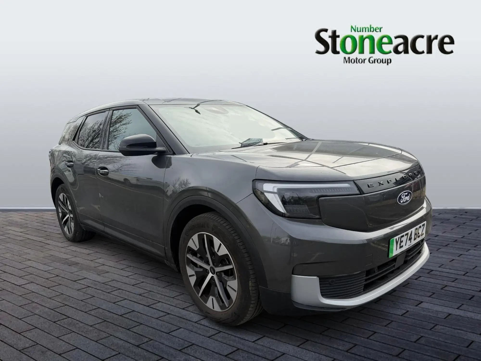 Ford Explorer Extended Range 77kWh Select Auto 5dr YE74BCZ Image 1