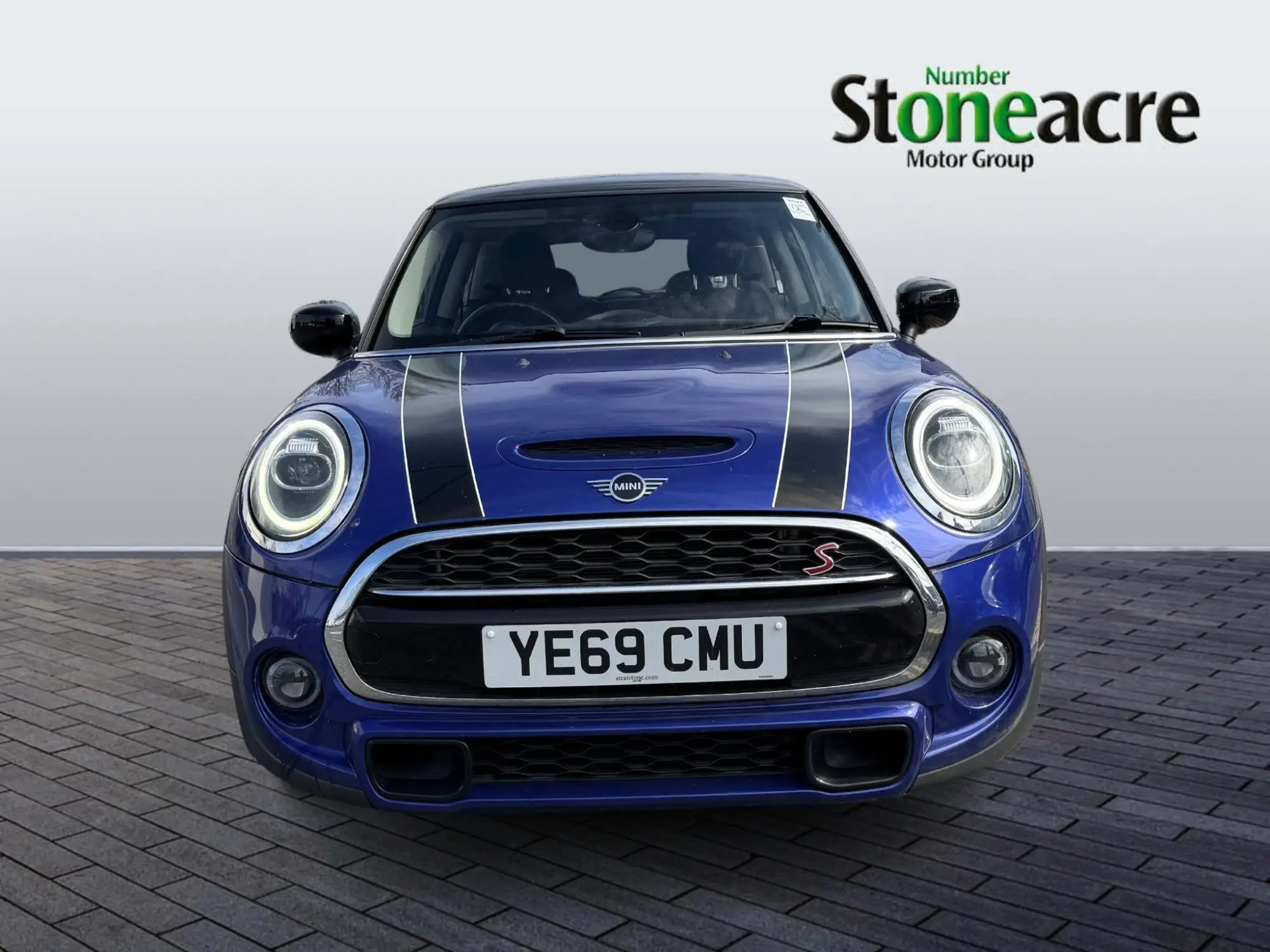 MINI Hatch 2.0 Cooper S Classic Euro 6 (s/s) 3dr YE69CMU Image 2