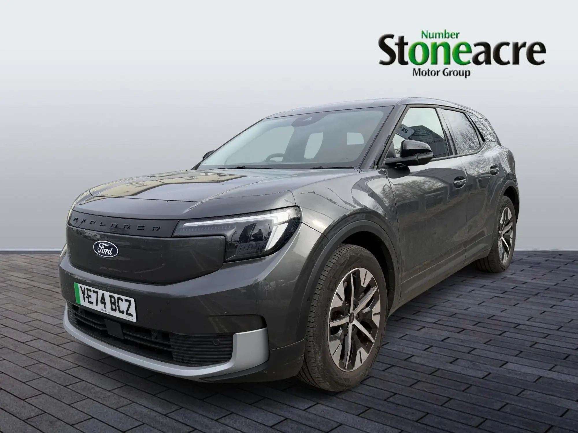 Ford Explorer Extended Range 77kWh Select Auto 5dr YE74BCZ Image 3