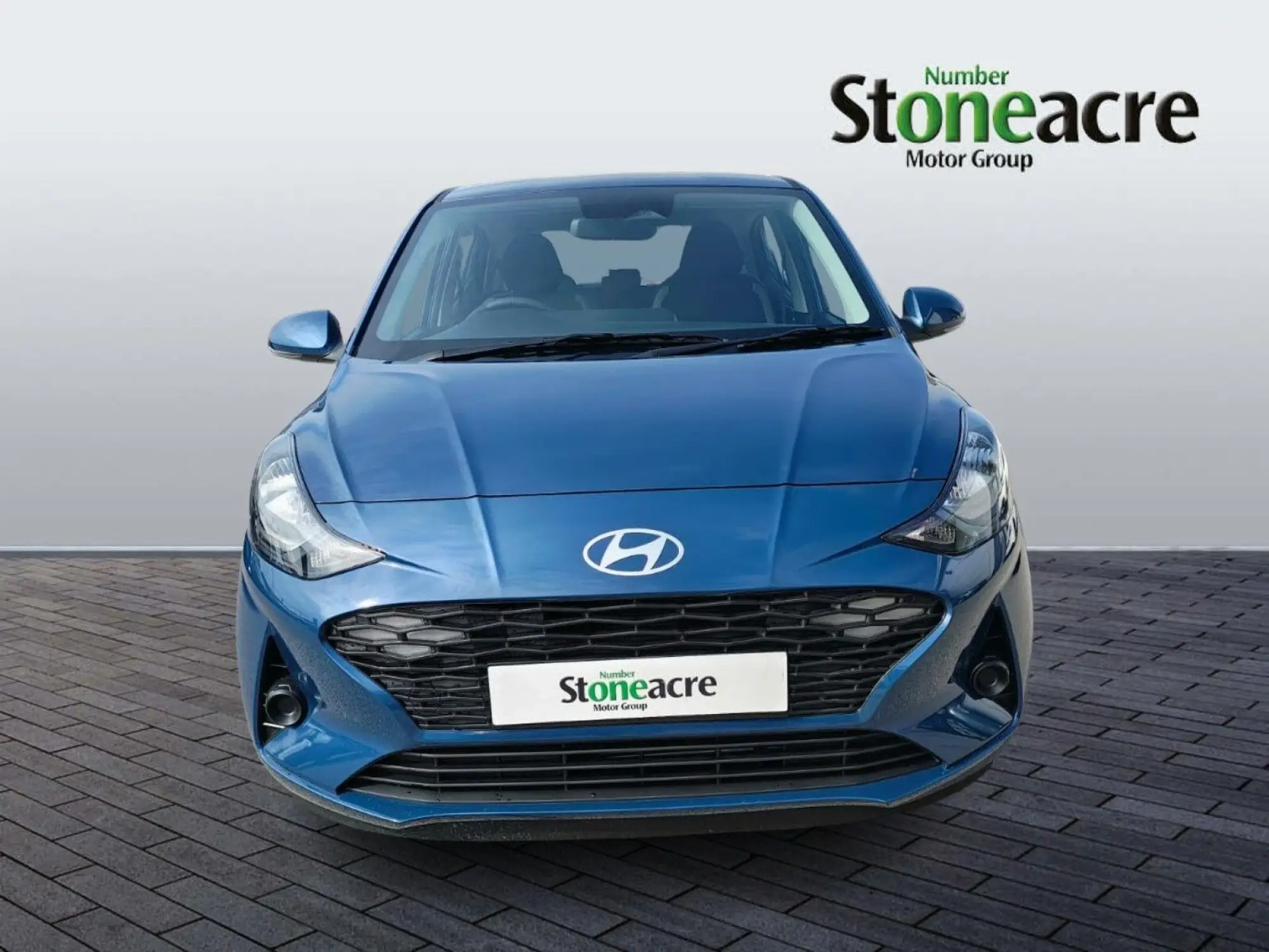 Hyundai i10 Image 2