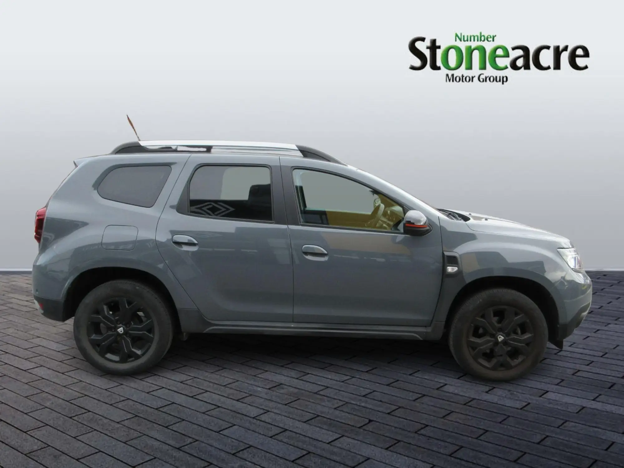 Dacia Duster Extreme SE TCe 90 4x2 PK72UML Image 2
