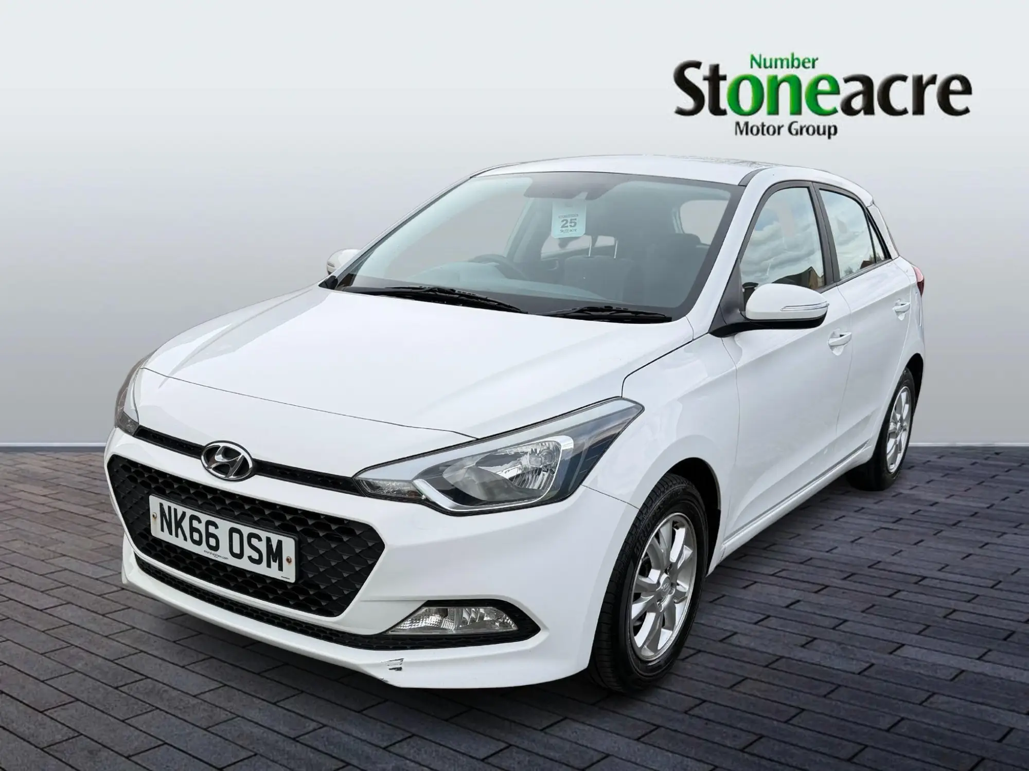 Hyundai i20 Image 2