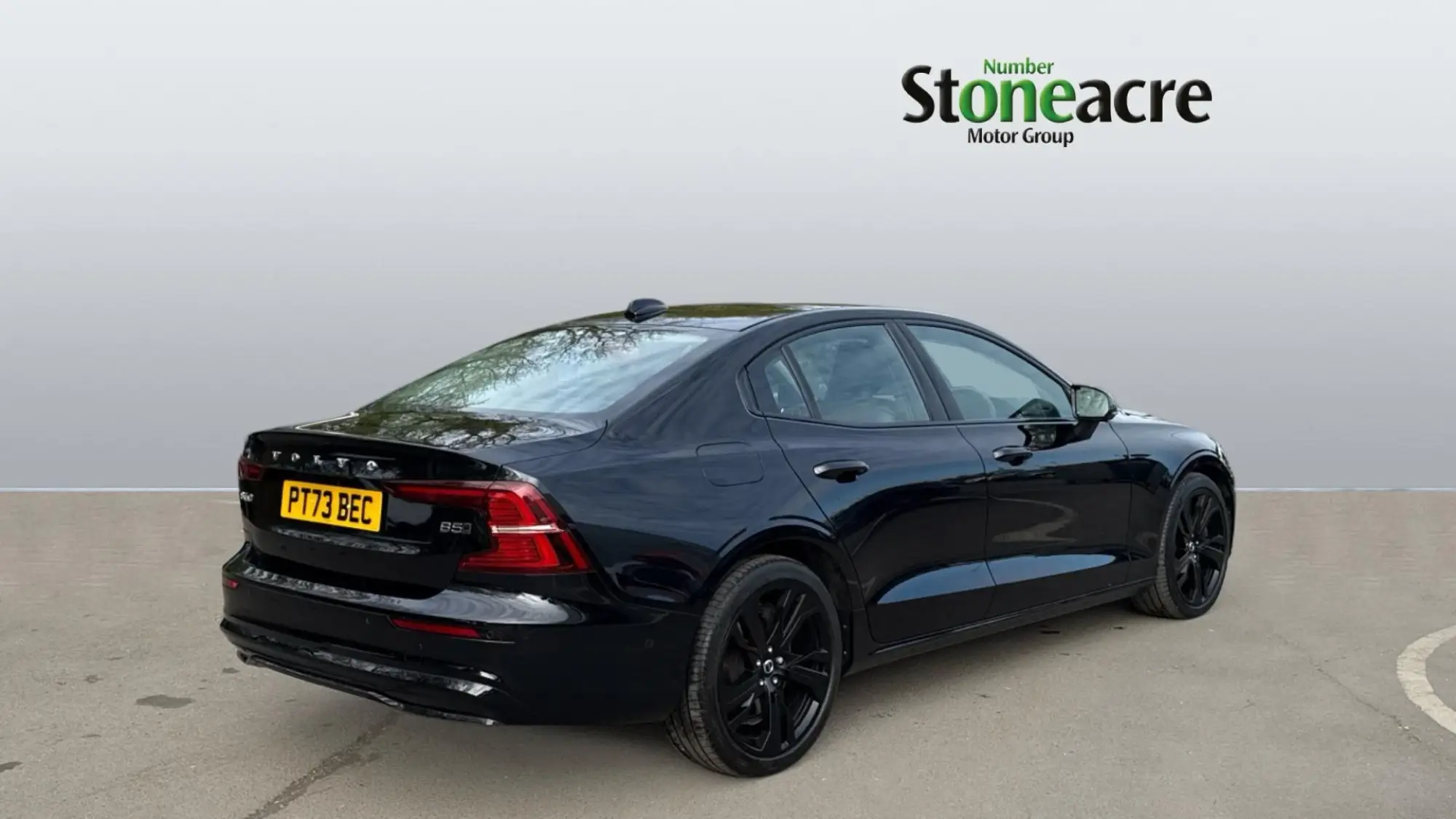 Volvo S60 2.0 B5P Plus Dark 4dr AWD Auto PT73BEC Image 2