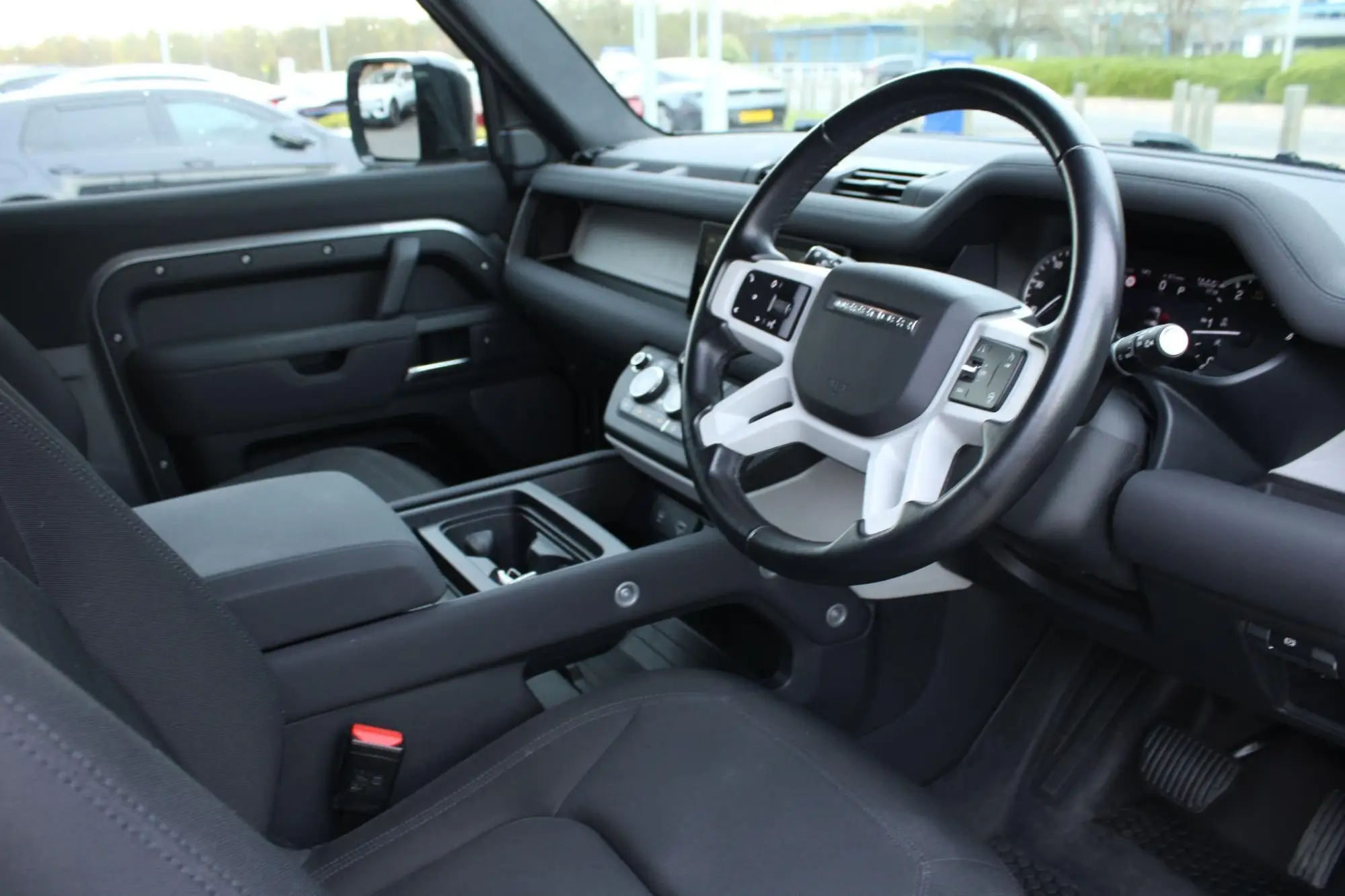 Land Rover Defender 90 Image 9 Land Rover Defender 90 Image 9
