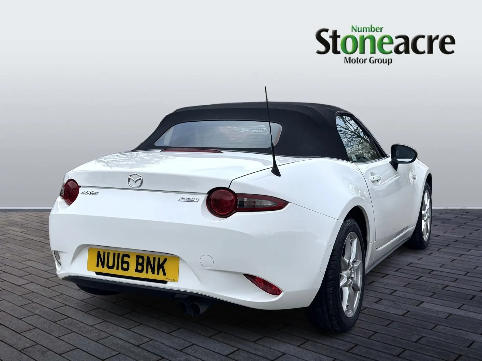 Mazda MX-5 1.5 SKYACTIV-G SE Euro 6 2dr NU16BNK Image 3