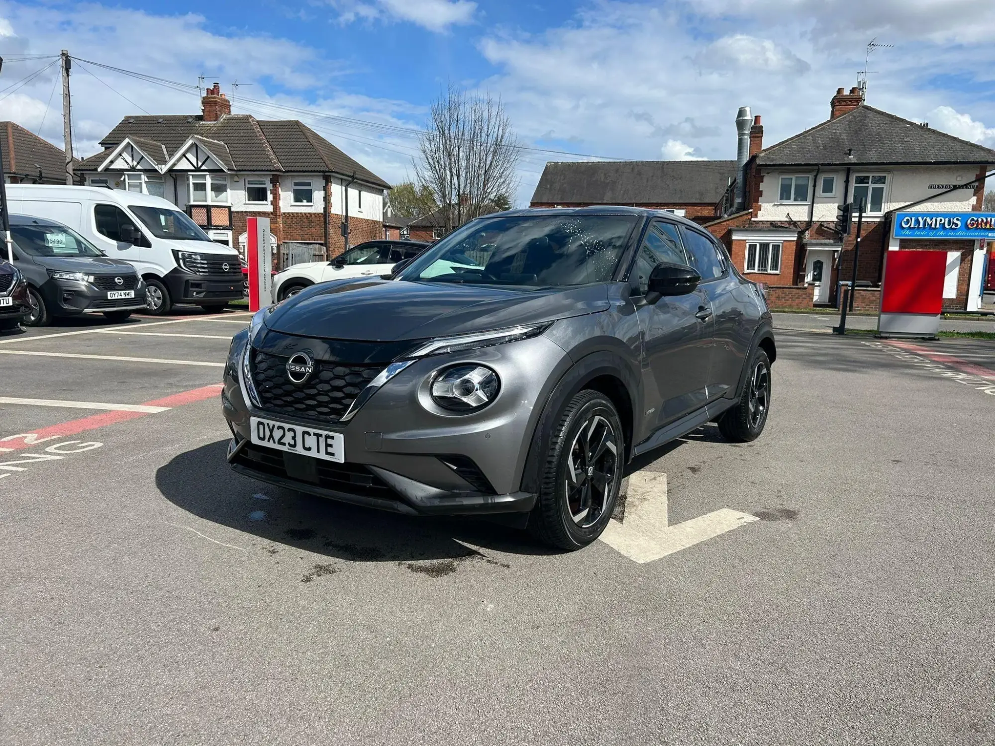 Nissan Juke Hybrid 1.6 N-Connecta Auto Euro 6 5dr OX23CTE Image 2