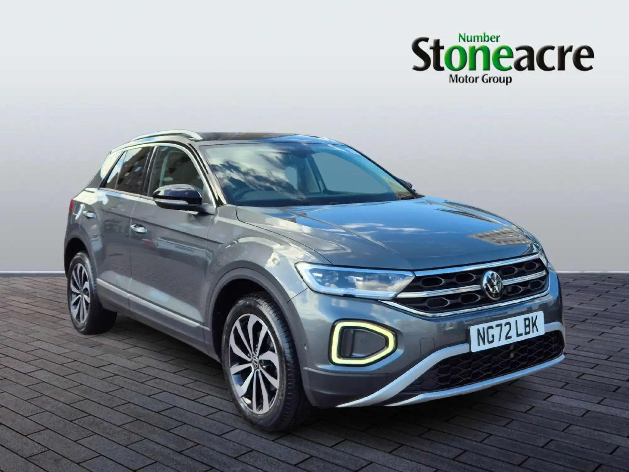 Volkswagen T-Roc 1.0 TSI Style Euro 6 (s/s) 5dr NG72LBK Image 1