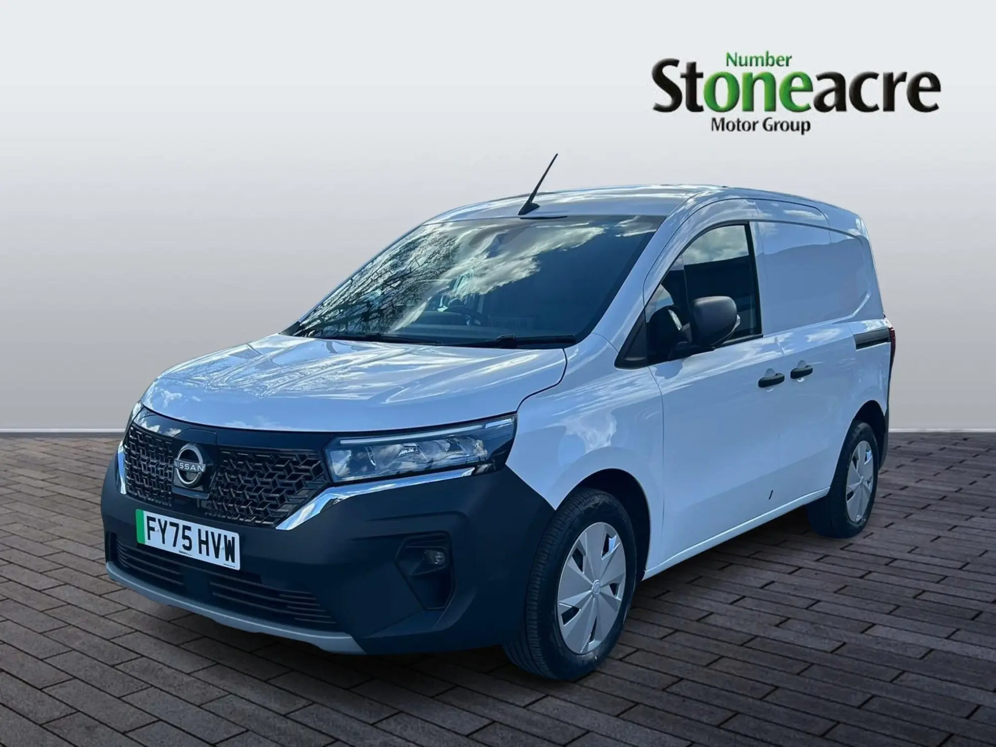 Nissan Townstar 45kWh Acenta Auto L1 6dr (22kW OBC) FY75HVW Image 3