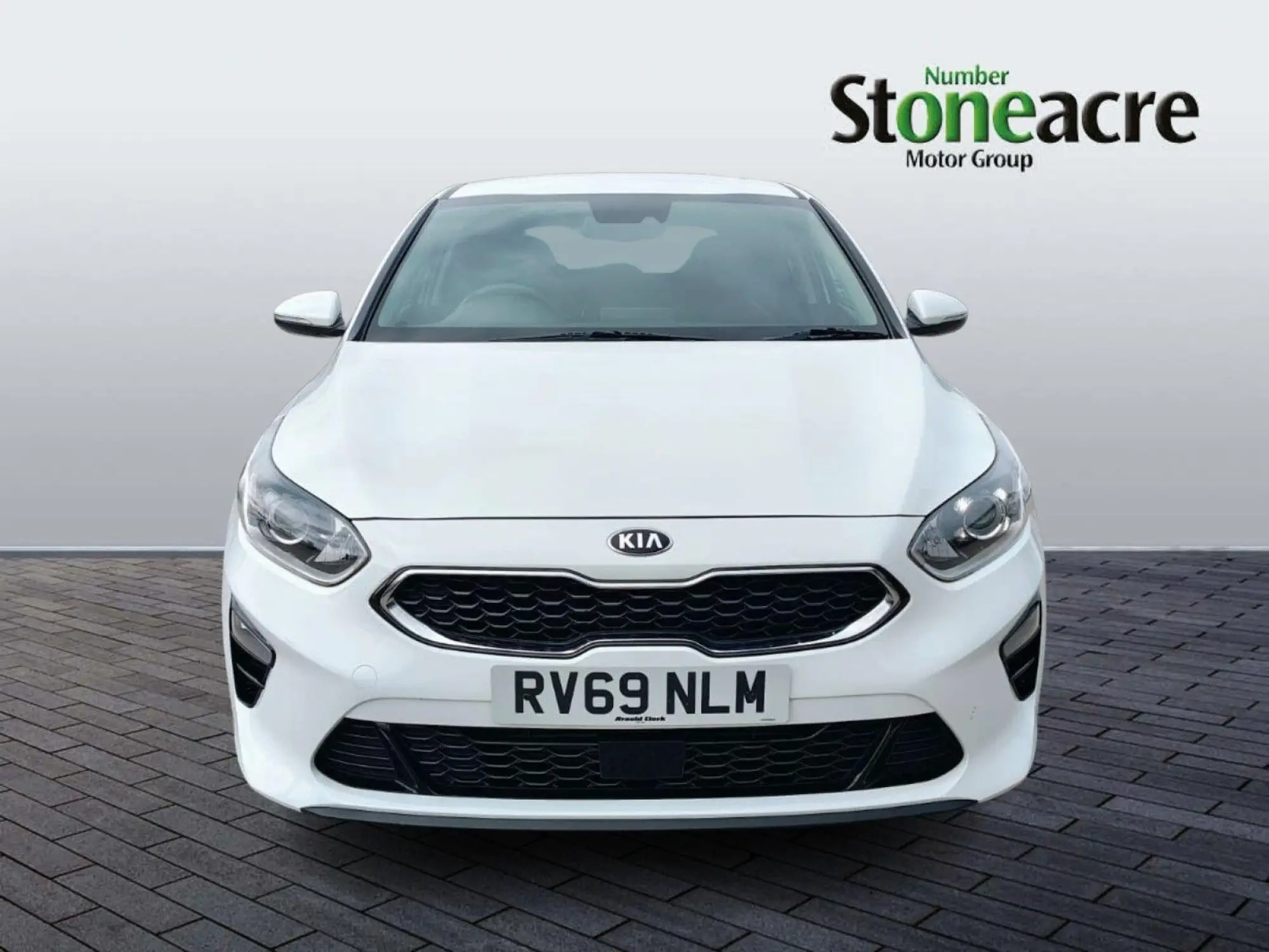 Kia Ceed 1.6 CRDi 3 Euro 6 (s/s) 5dr RV69NLM Image 2