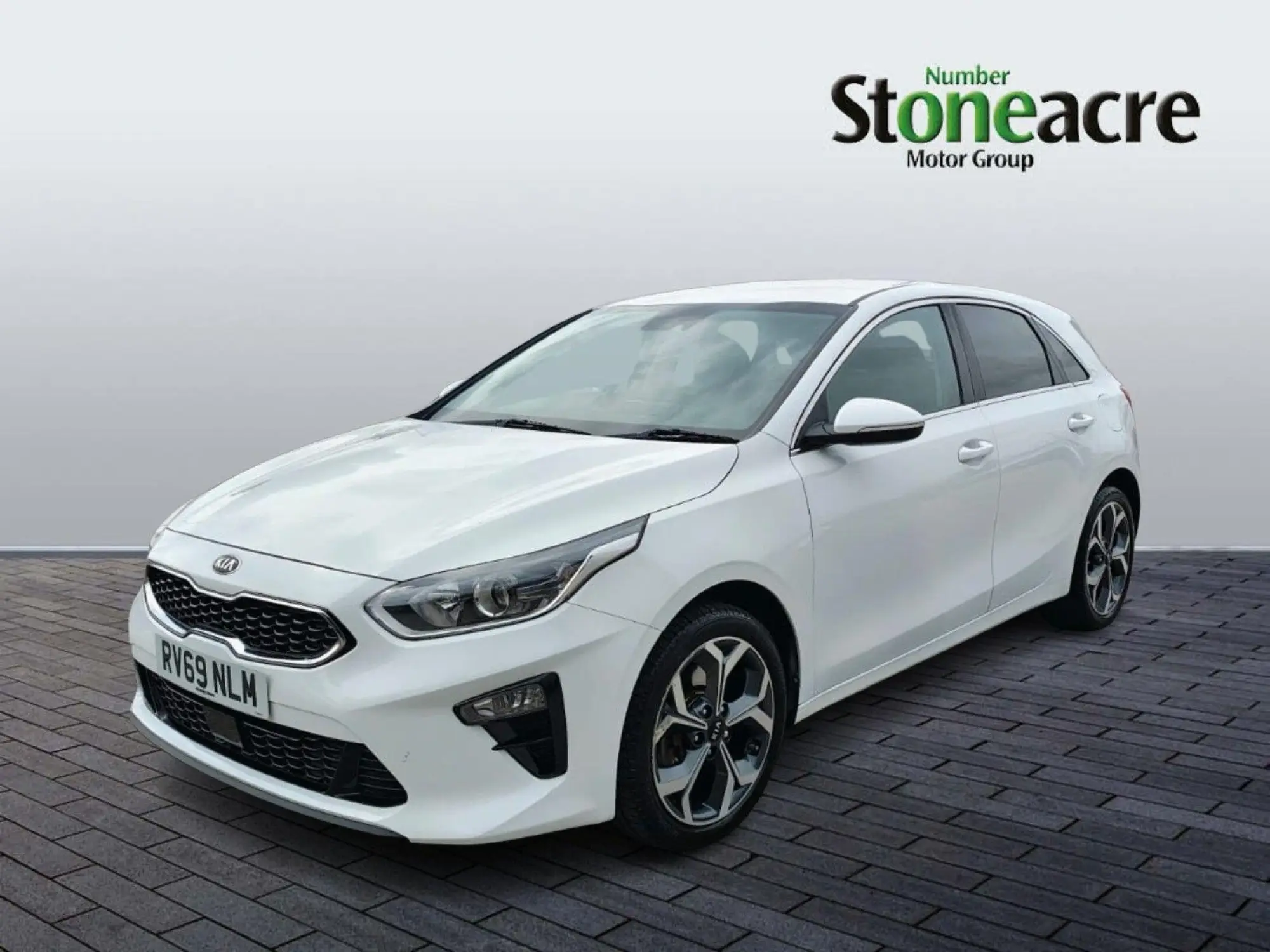 Kia Ceed 1.6 CRDi 3 Euro 6 (s/s) 5dr RV69NLM Image 3
