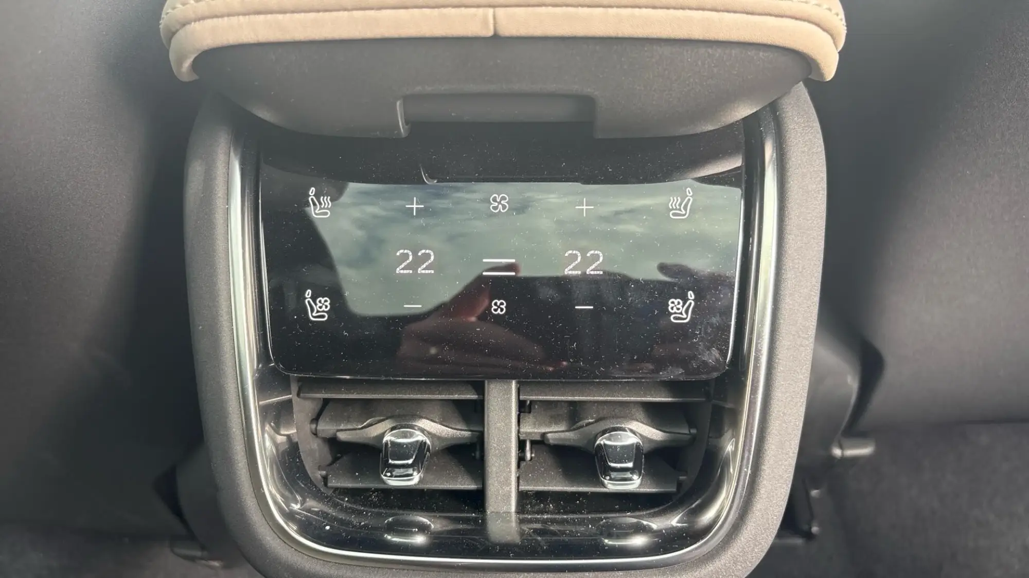 Volvo ES90 Image 19