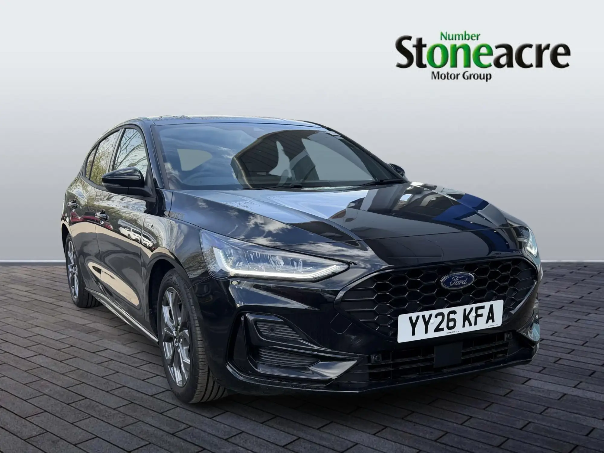 Ford Focus 1.0T EcoBoost MHEV ST-Line Euro 6 (s/s) 5dr YY26KFA Image 1