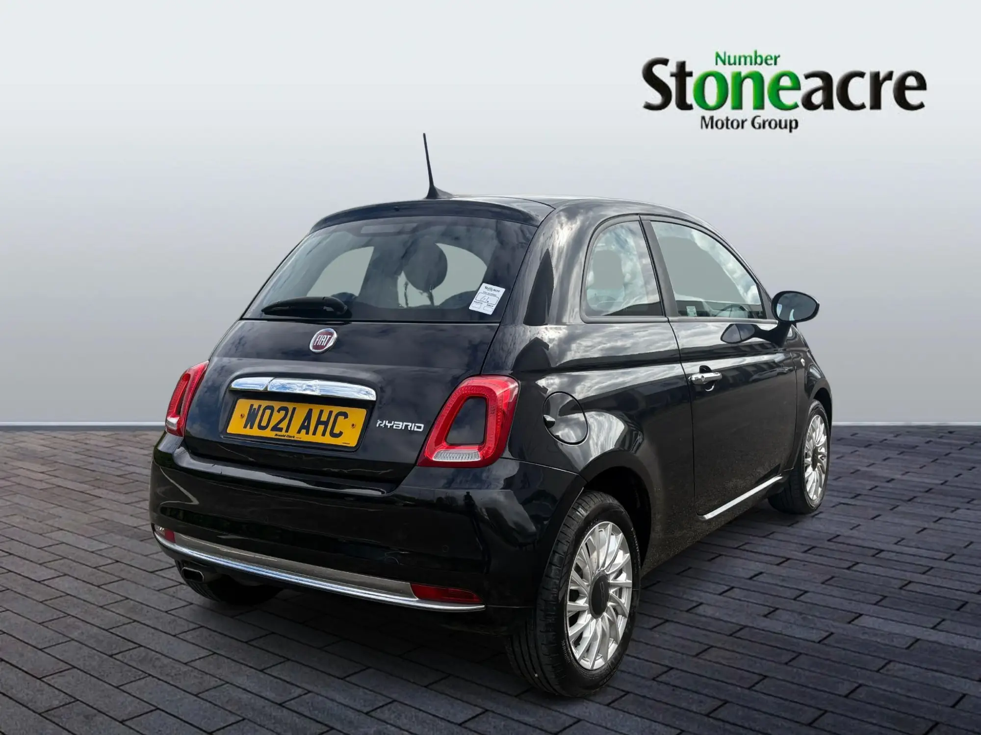 Fiat 500 1.0 Mild Hybrid Lounge 3dr WO21AHC Image 3