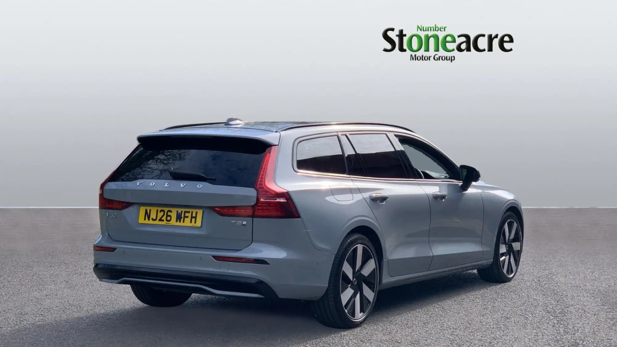 Volvo V60 Plug-In Hybrid 2.0 T8 18.8kWh Ultra Auto AWD Euro 6 (s/s) 5dr NJ26WFH Image 2