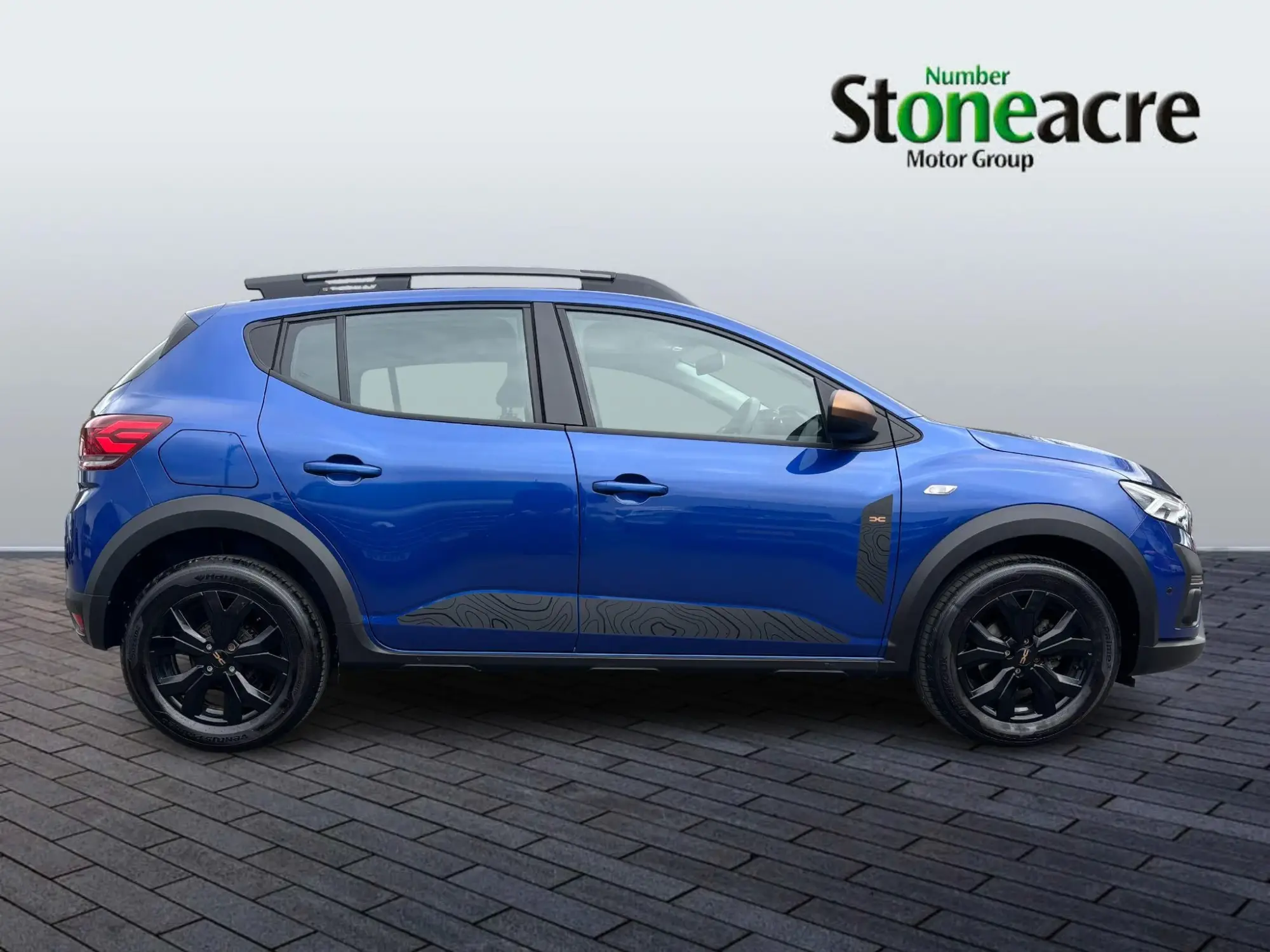 Dacia Sandero Stepway 1.0 TCe EXTREME CVT Euro 6 (s/s) 5dr YR74RXS Image 2