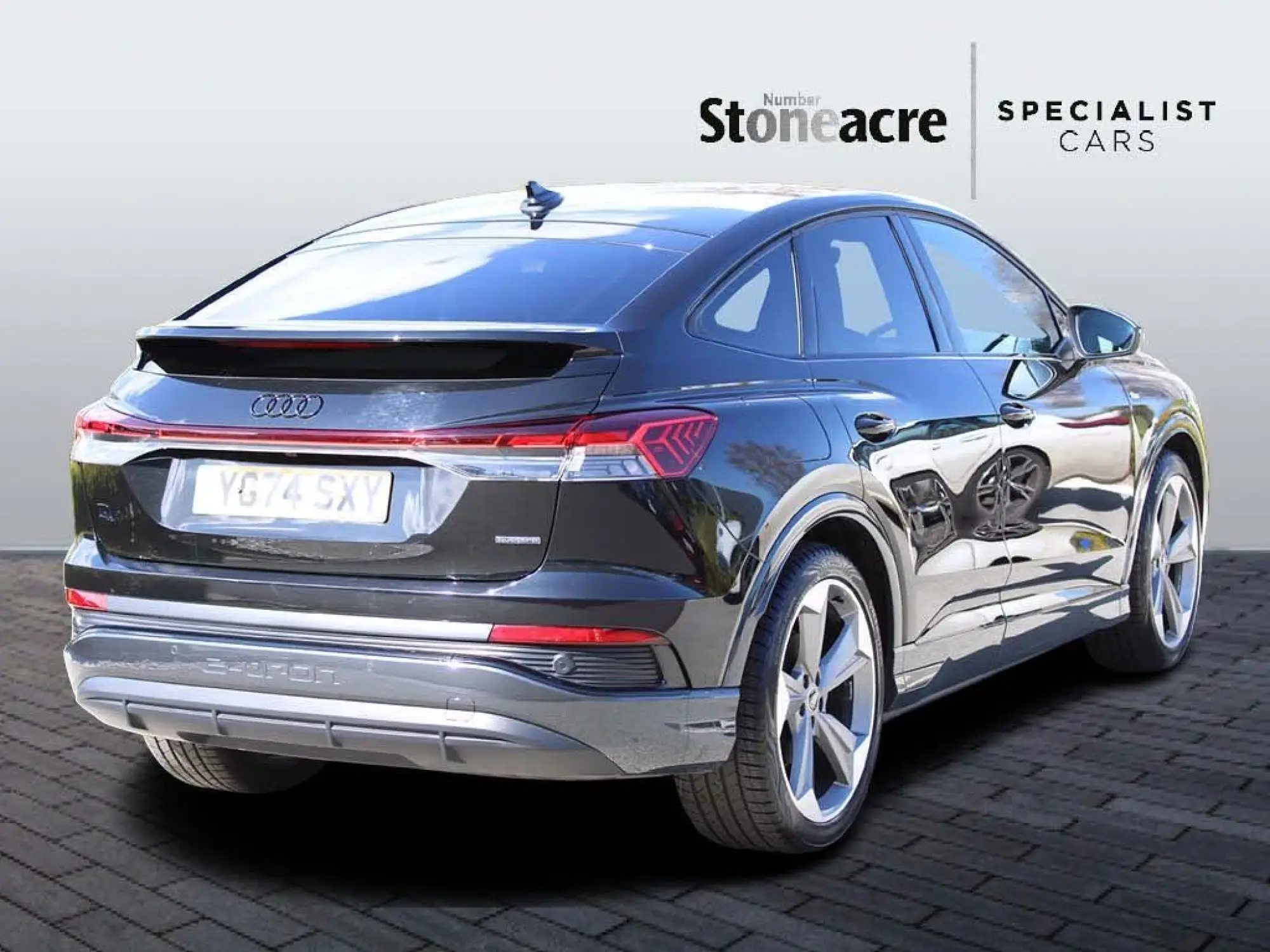 Audi Q4 e-tron 55 Black Edition Sportback Auto quattro 5dr 82kWh YG74SXY Image 3