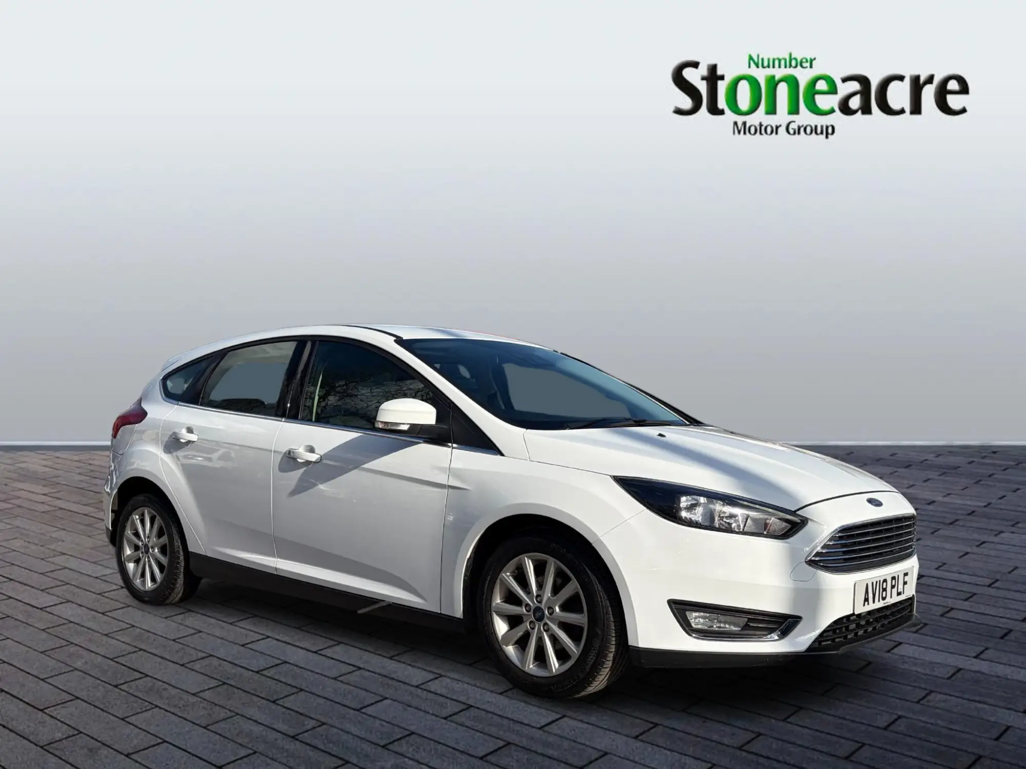 Ford Focus 1.0 EcoBoost Titanium 5dr AV18PLF Image 1