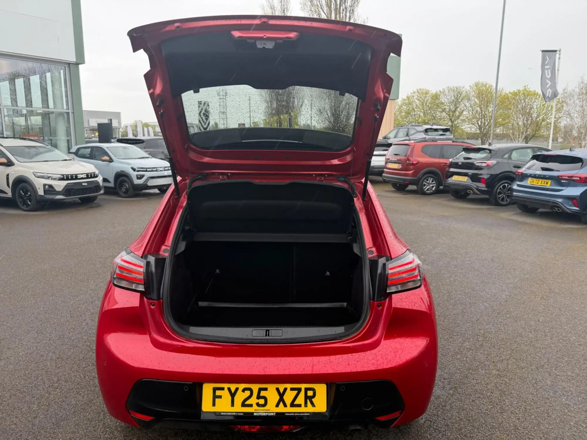 Peugeot 208 Image 12 Peugeot 208 Image 12