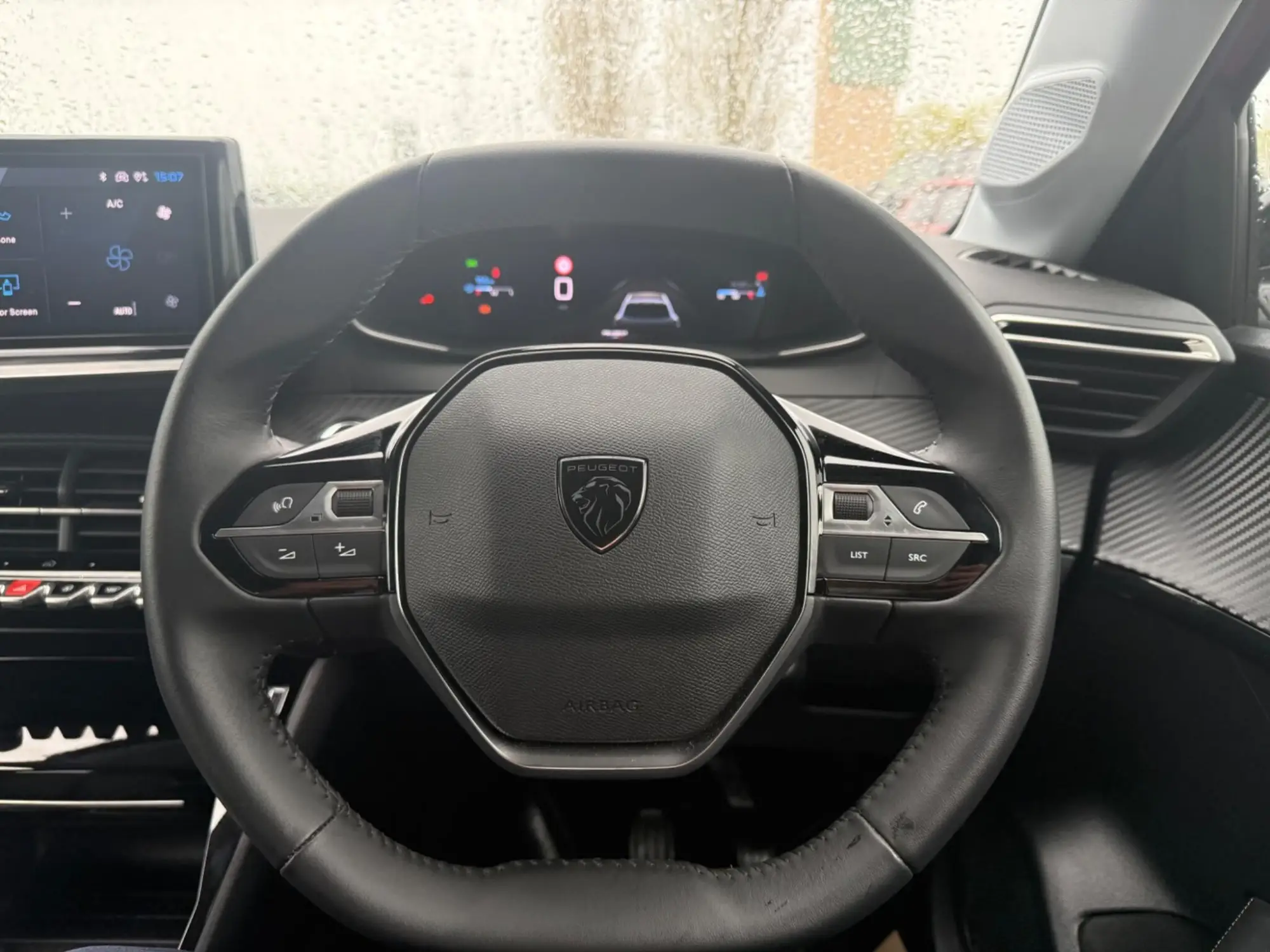 Peugeot 208 Image 17 Peugeot 208 Image 17